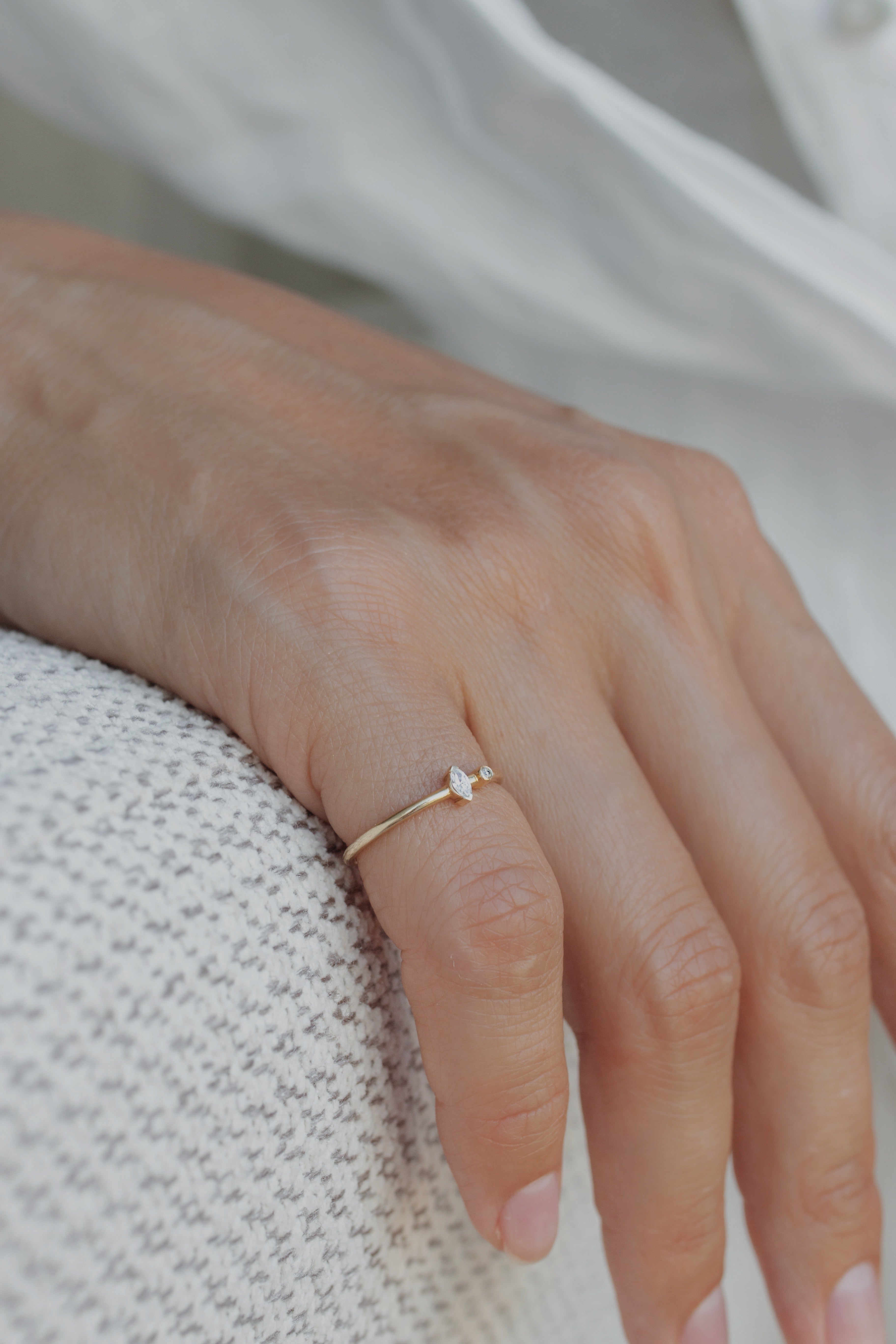 Marquise Round Diamond Stackable Ring Orizzo fine jewelry
