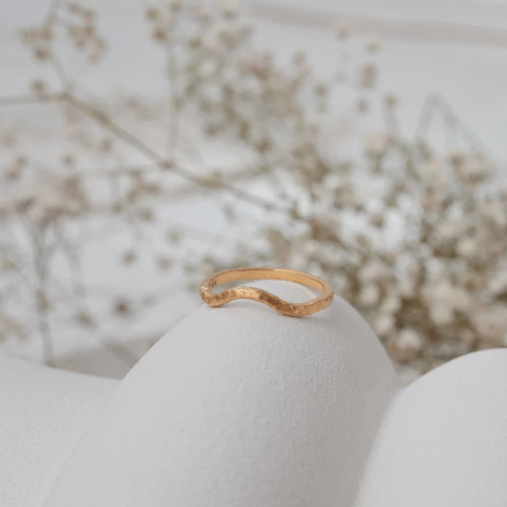 Hammered Gold Curved Wedding Band