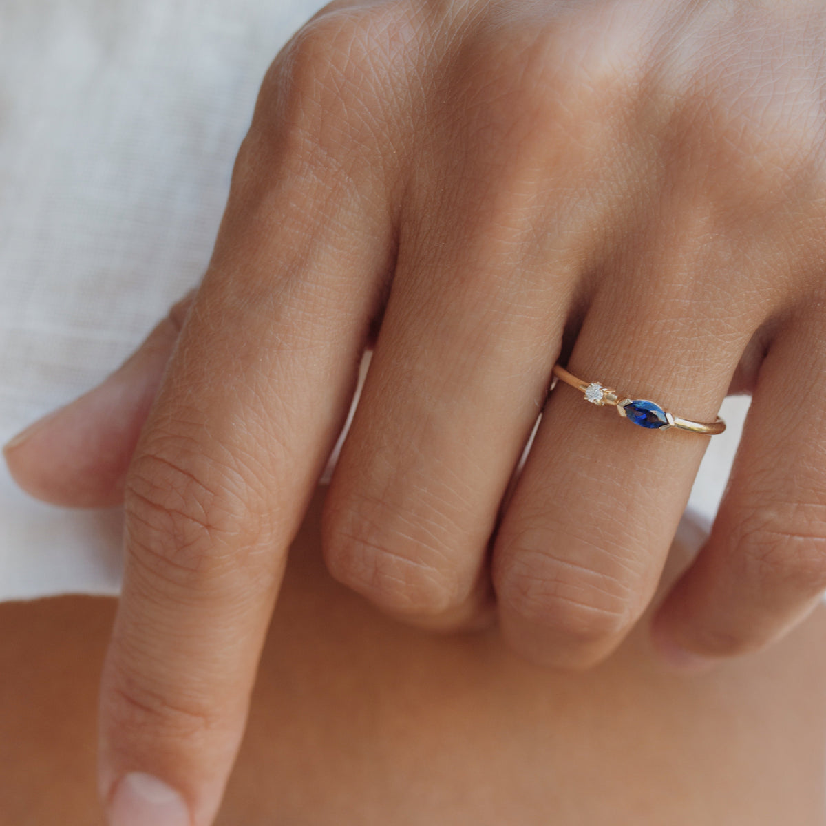 Sapphire and Diamond Double Stone Ring Orizzo fine jewelry