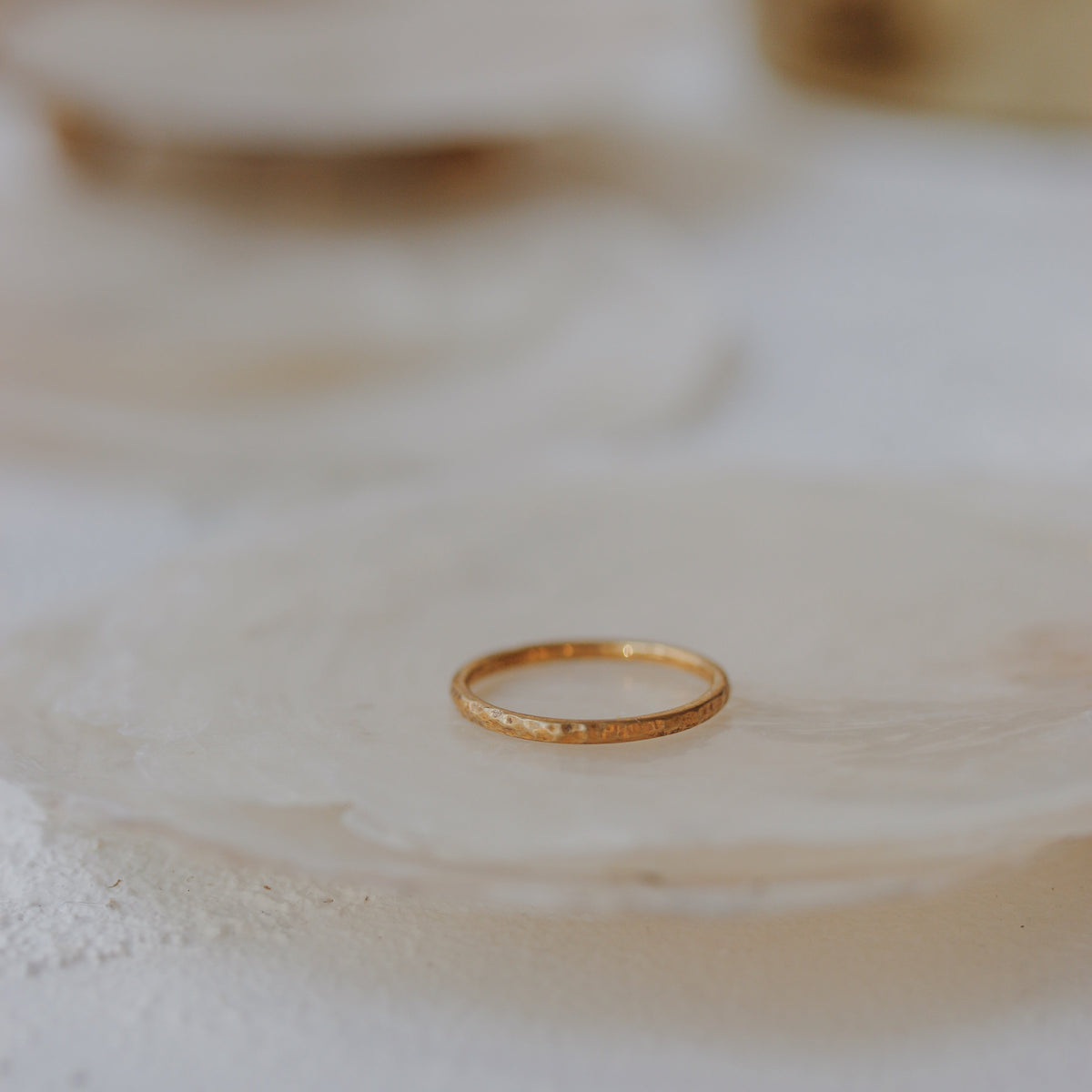 Hammered Gold Wedding Band in 14K Gold Orizzo fine jewelry