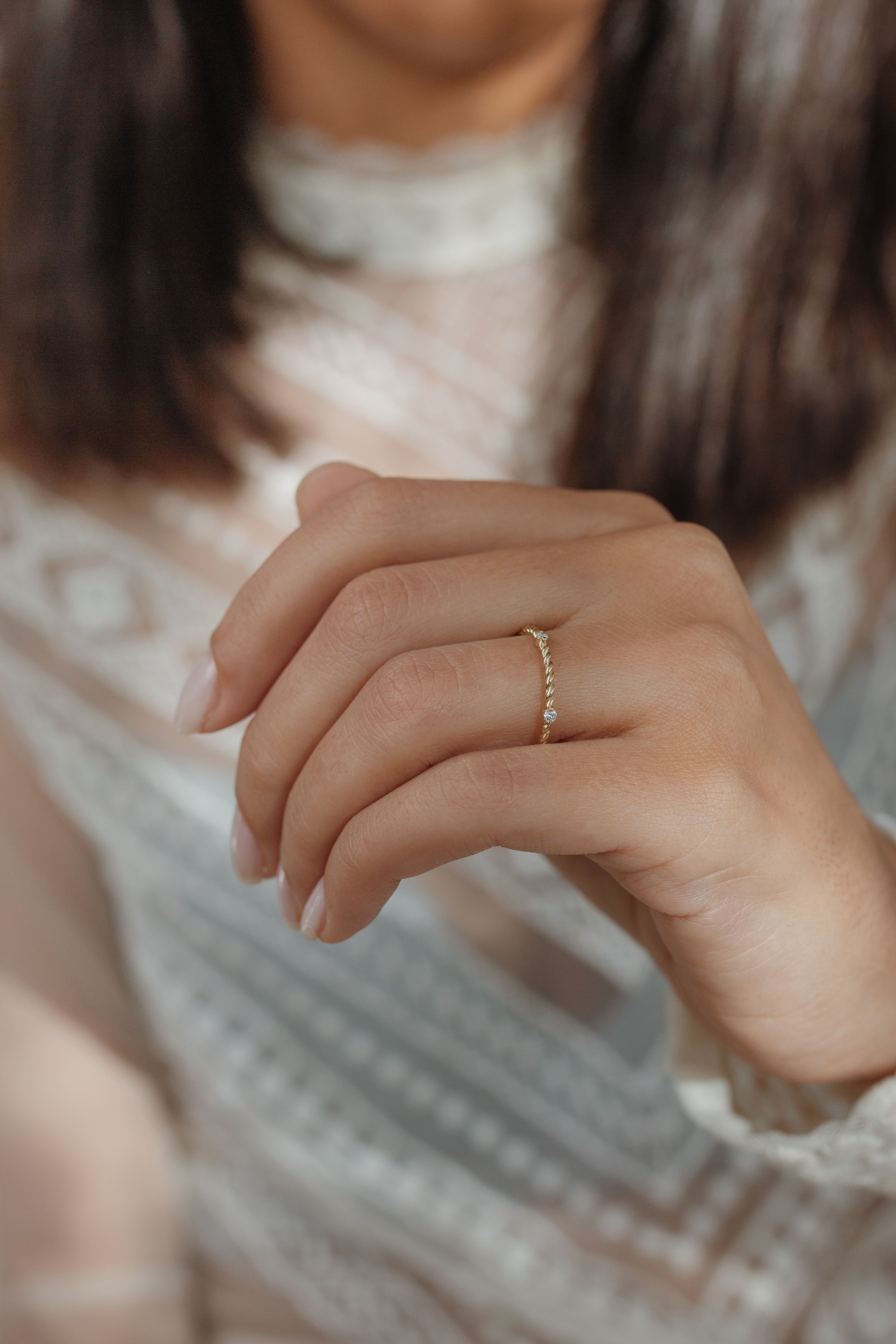 Twisted Wedding Band With Diamond Orizzo fine jewelry