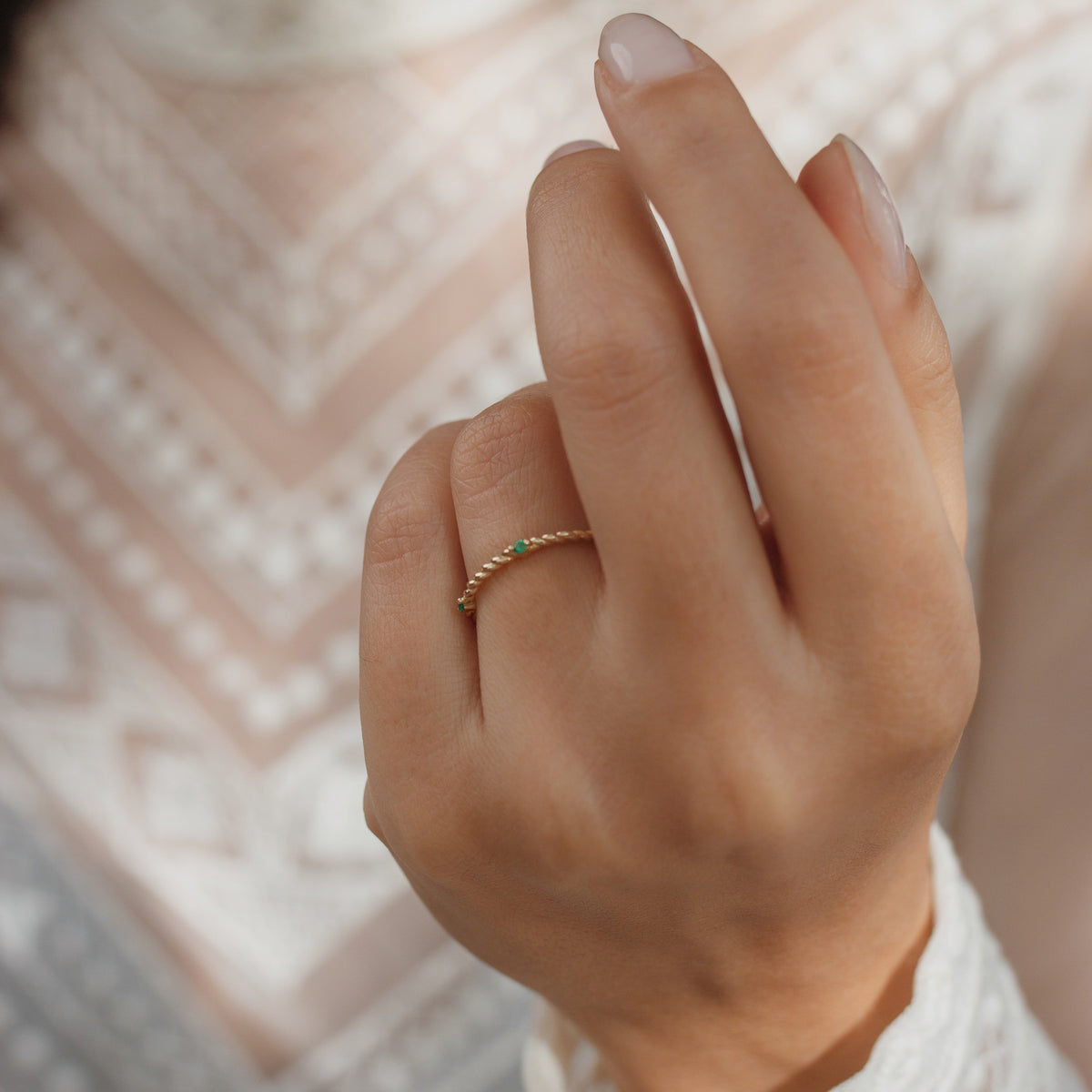Twisted Wedding Band With Emerald Orizzo fine jewelry
