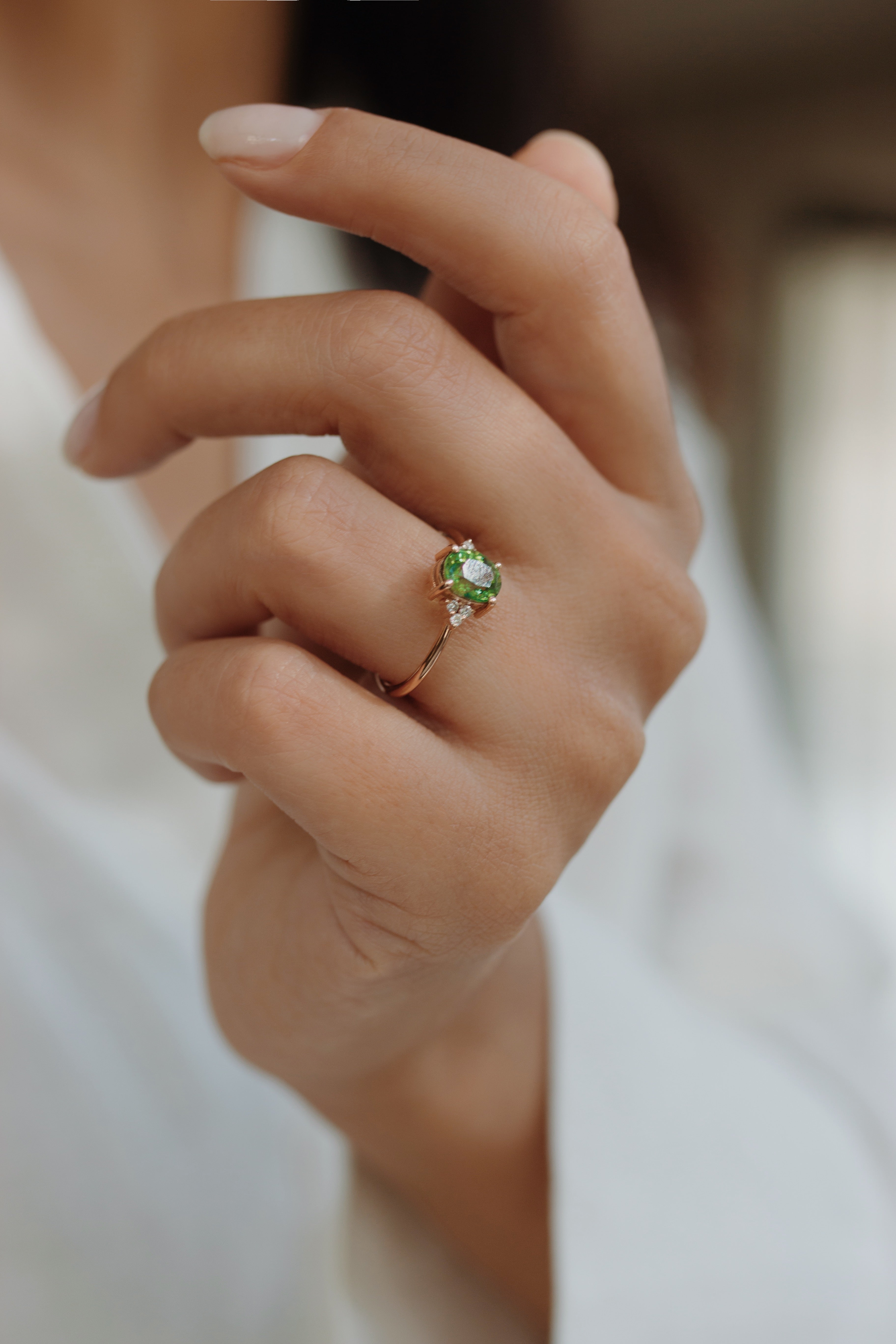 Oval Green Sapphire Engagement Ring With Diamond - Art Deco Style Orizzo fine jewelry