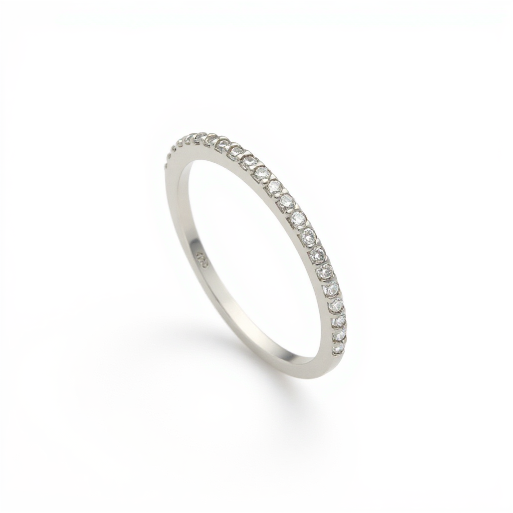 Schmaler Halb-Alliance Diamant Ring