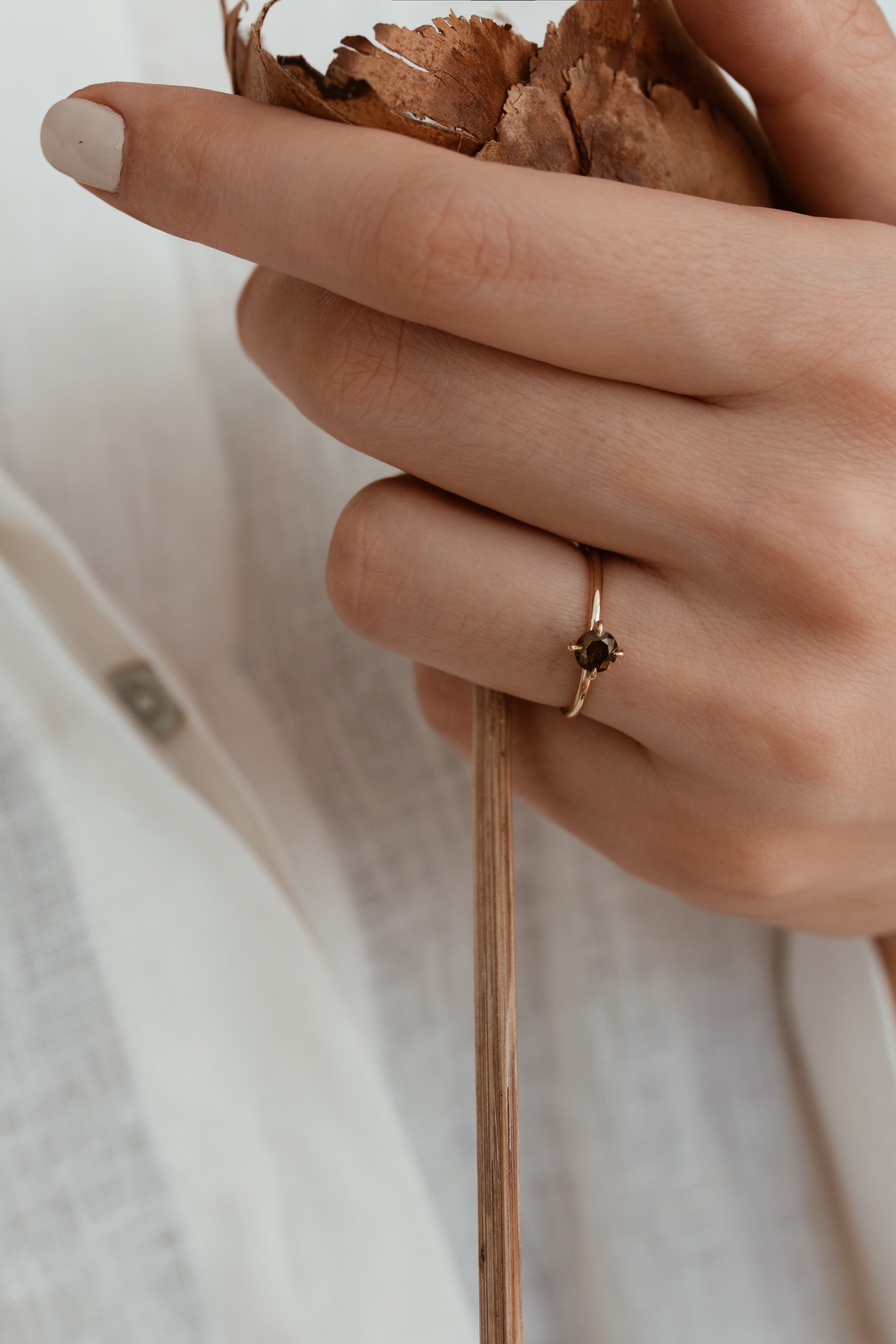 Cognac Color Brown Diamond Solitaire Engagement Ring Orizzo fine jewelry
