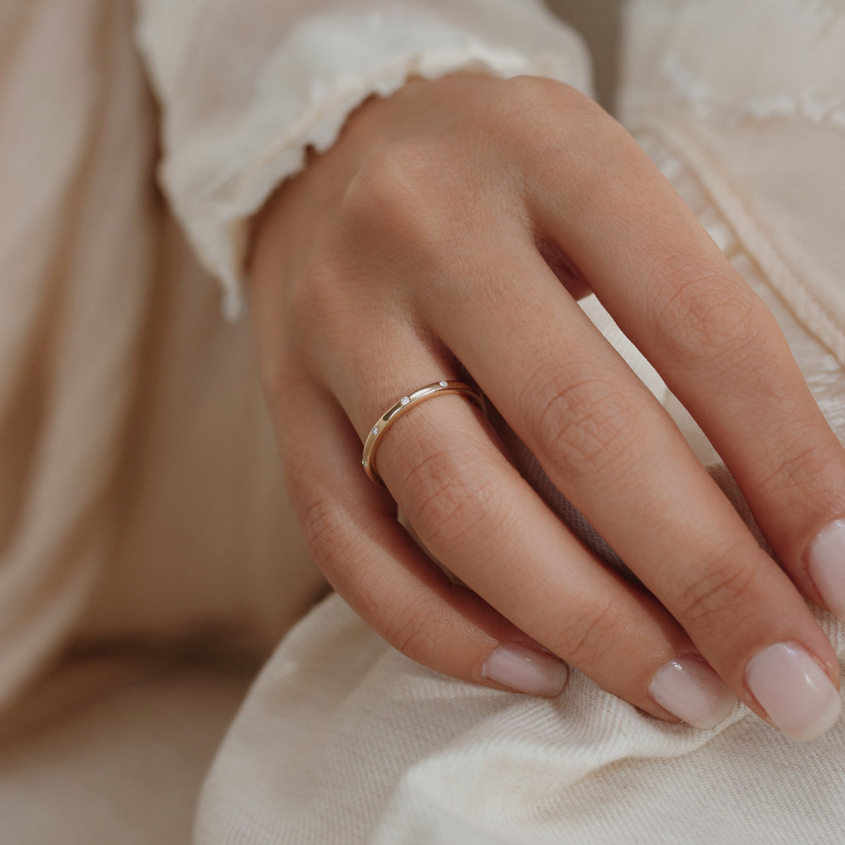 Flush Set Diamond Wedding Band Orizzo fine jewelry