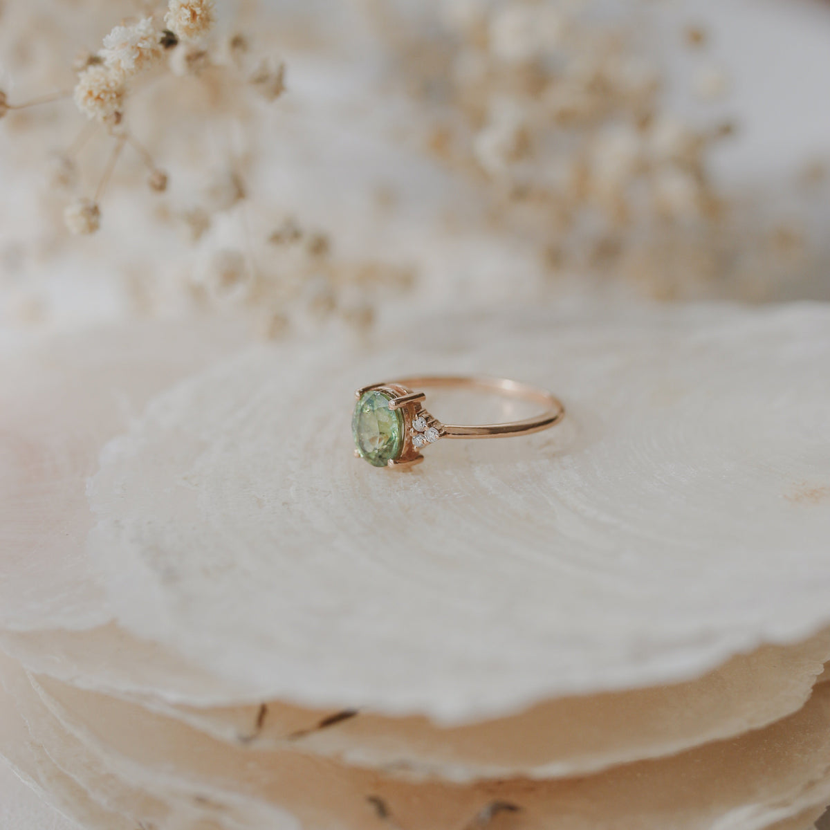 Oval Green Sapphire Engagement Ring With Diamond - Art Deco Style Orizzo fine jewelry