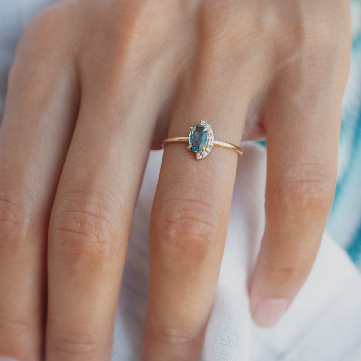 Oval London Blue Topaz Alternative Engagement Ring Orizzo fine jewelry
