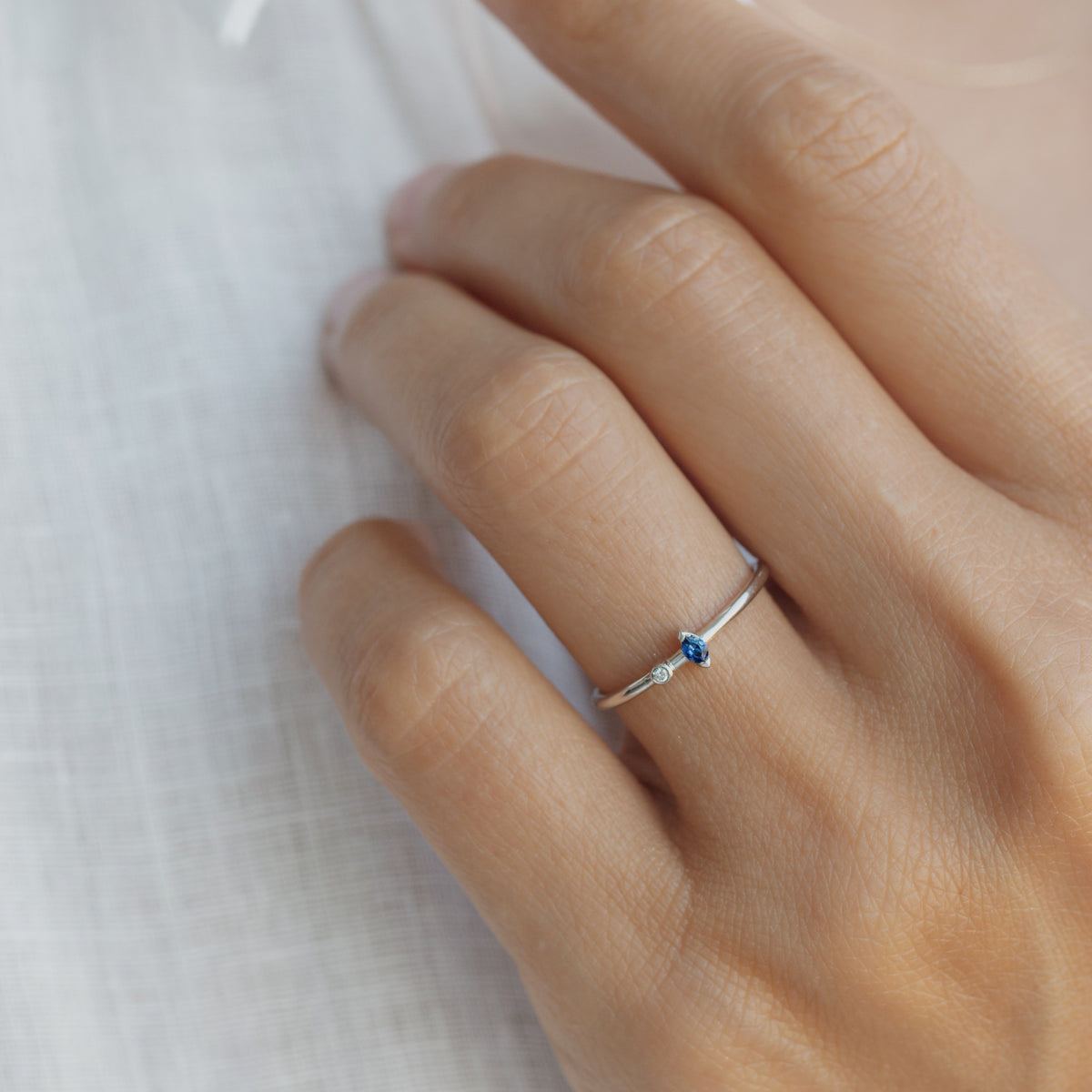 Marquise Sapphire and Round Diamond Minimal Ring Orizzo fine jewelry