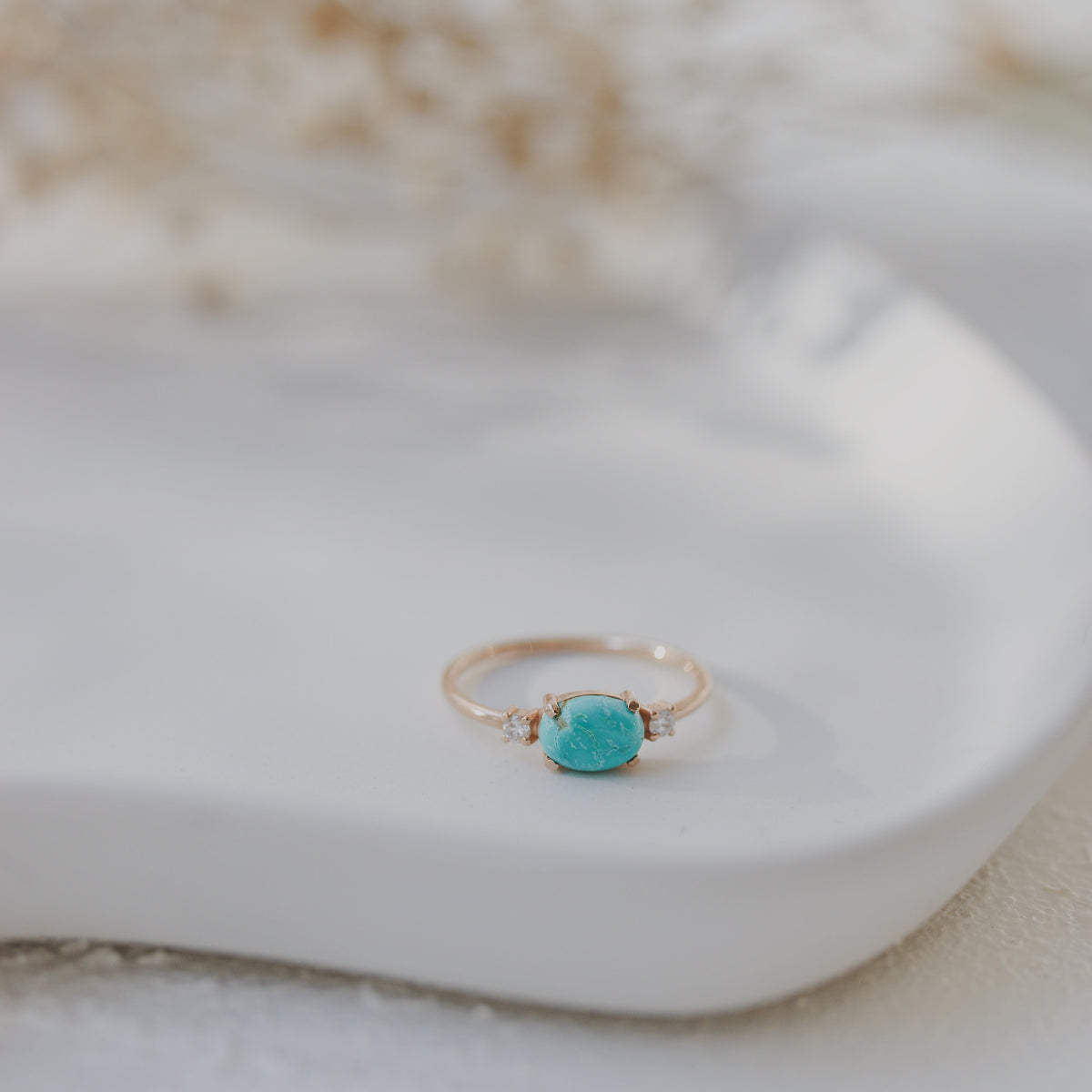 Natural Turquoise Engagement Ring With Diamond Orizzo fine jewelry