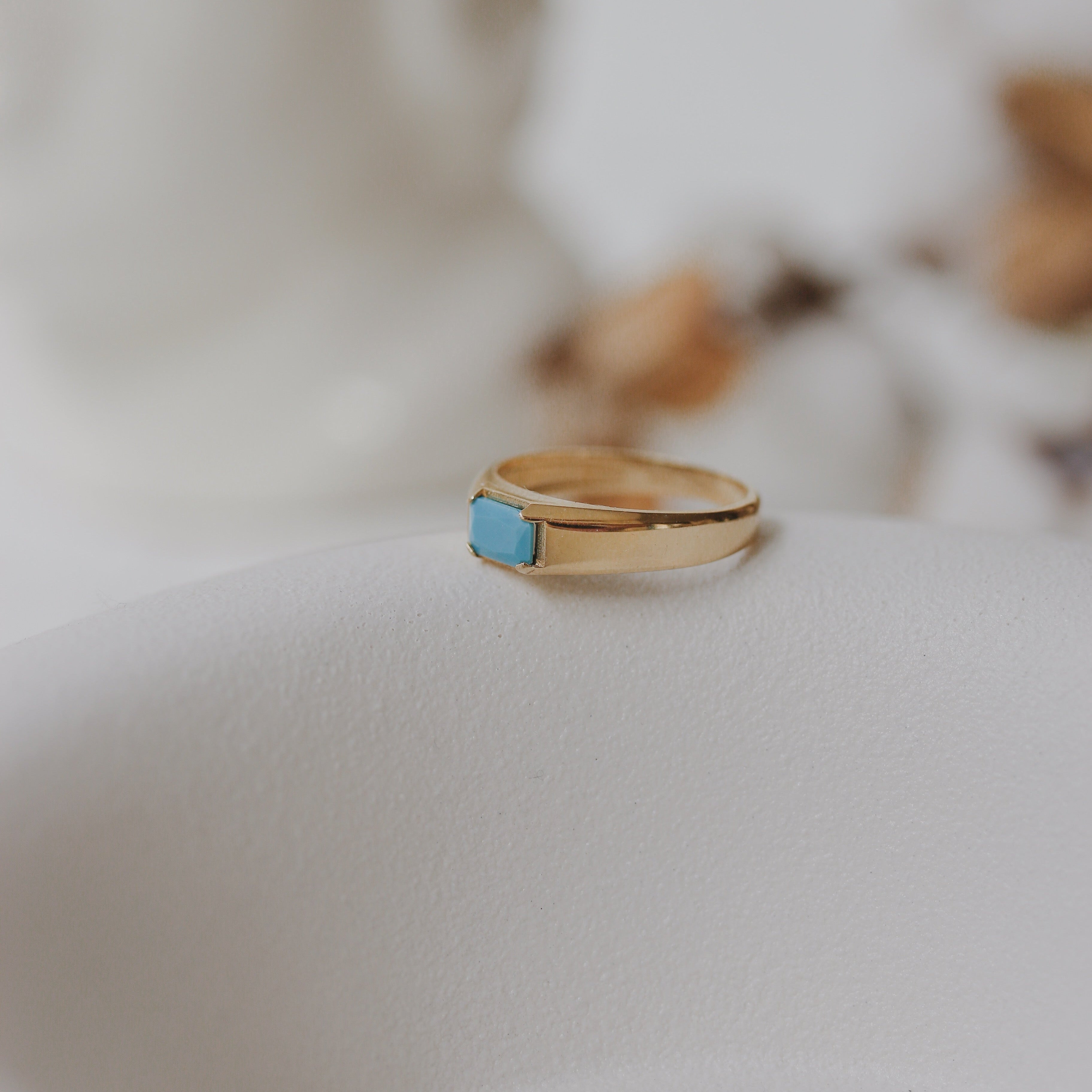 Turquoise Signet Ring In 14k Gold Orizzo fine jewelry