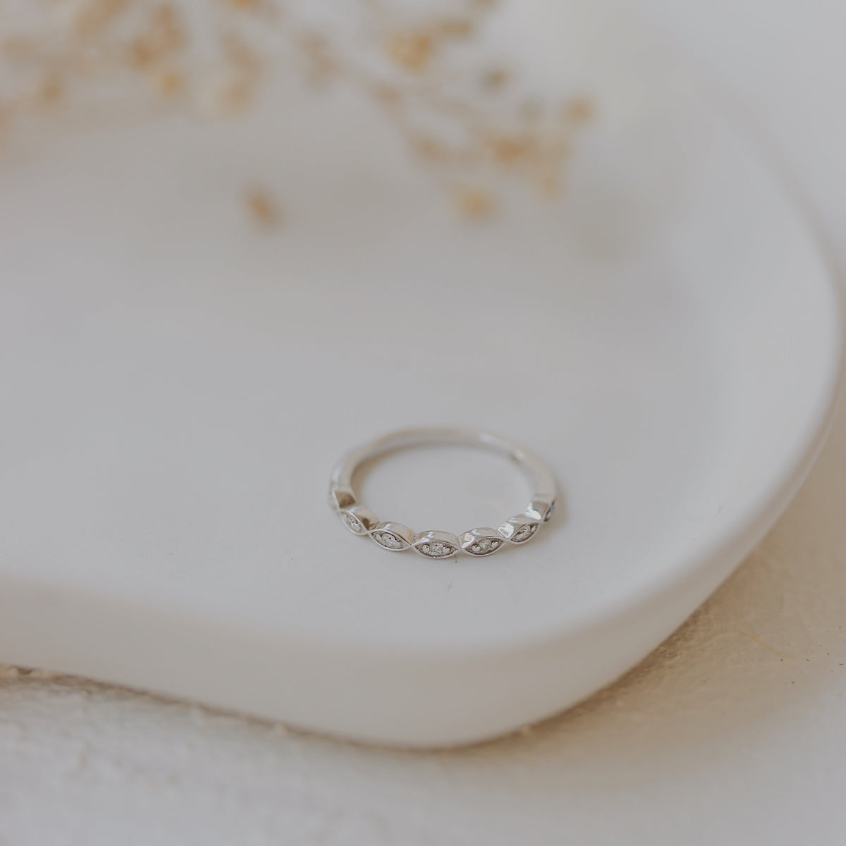 Antique Inspired Diamond Wedding Band Orizzo fine jewelry