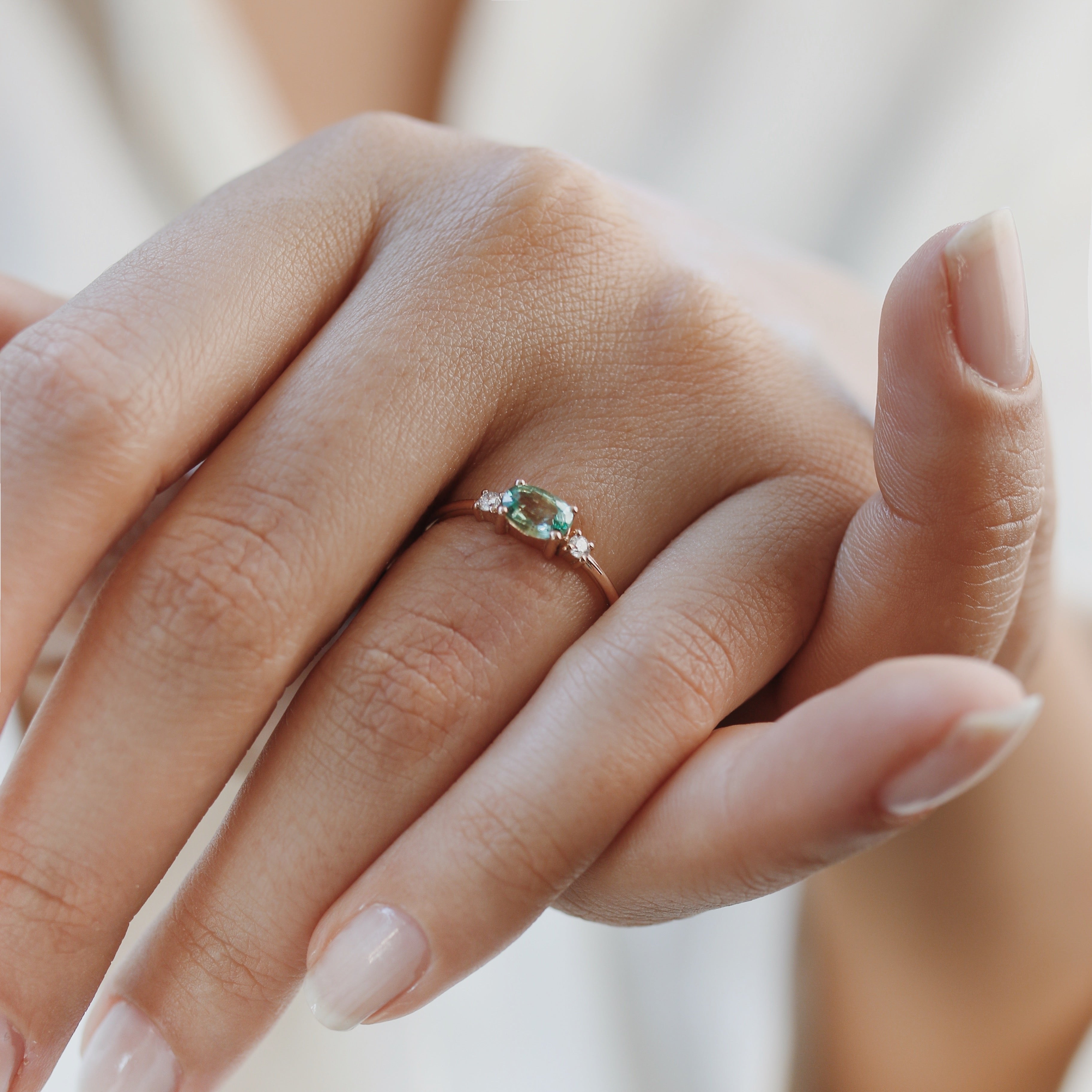Horizontal Oval Green Sapphire Engagement Ring With Diamond