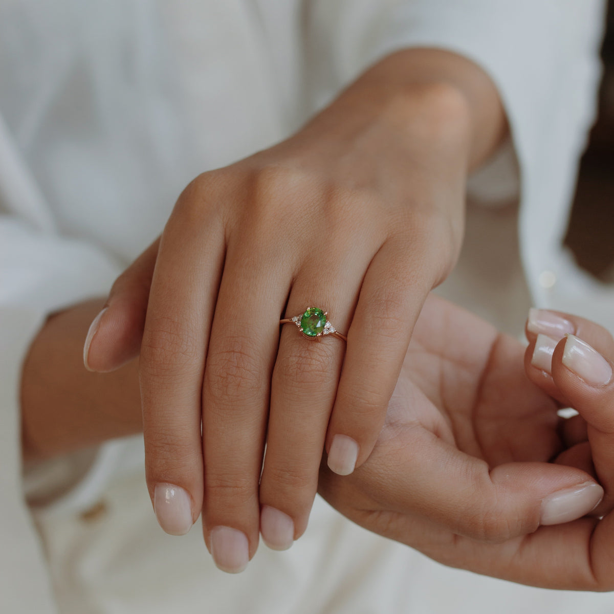 Oval Green Sapphire Engagement Ring With Diamond - Art Deco Style Orizzo fine jewelry
