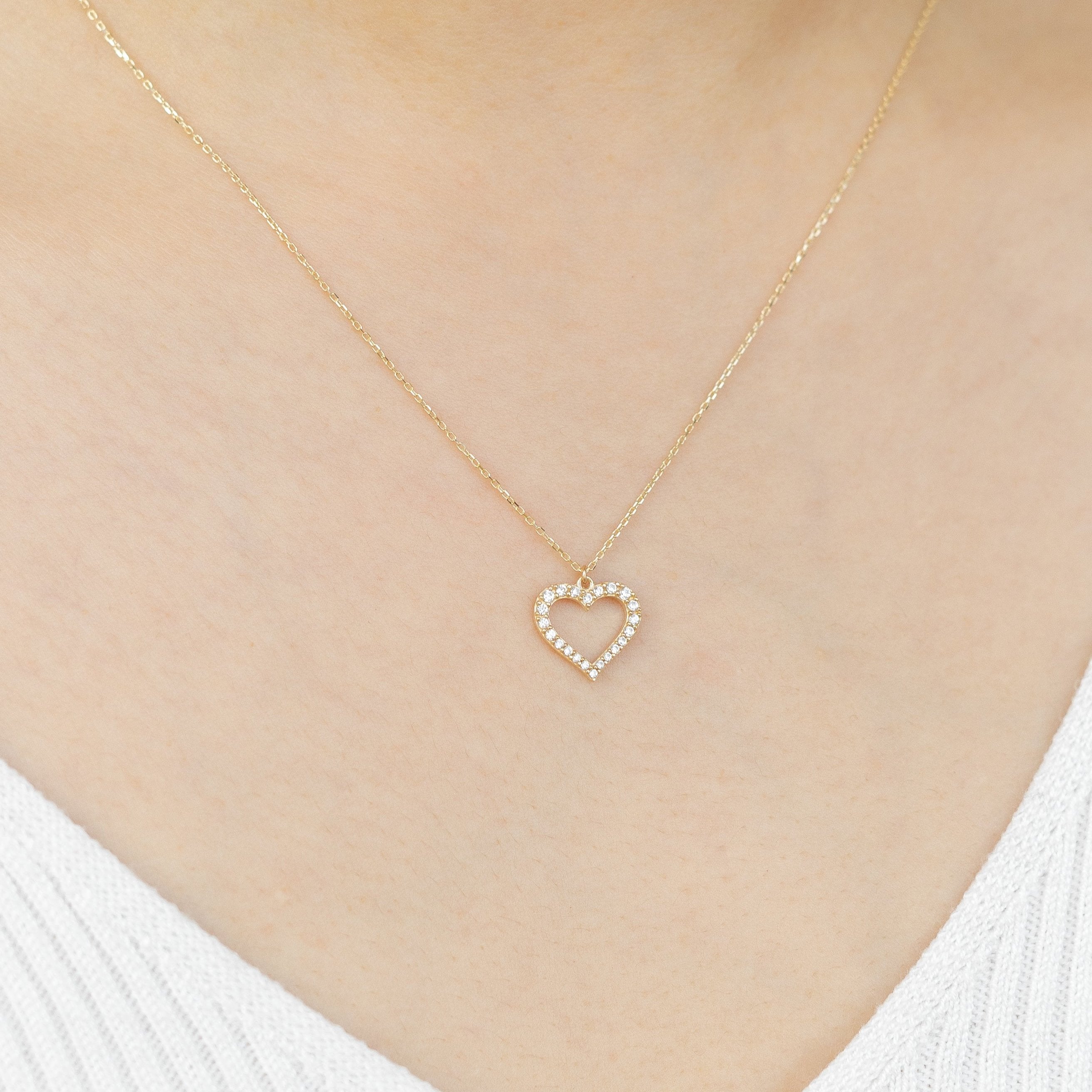 Dainty Heart Necklace In Gold