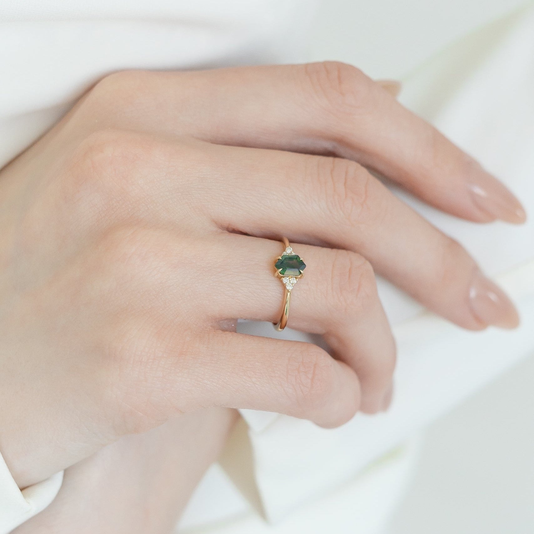 Hexagon Green Sapphire Ring With Diamond - Hexara Sapphire Ring