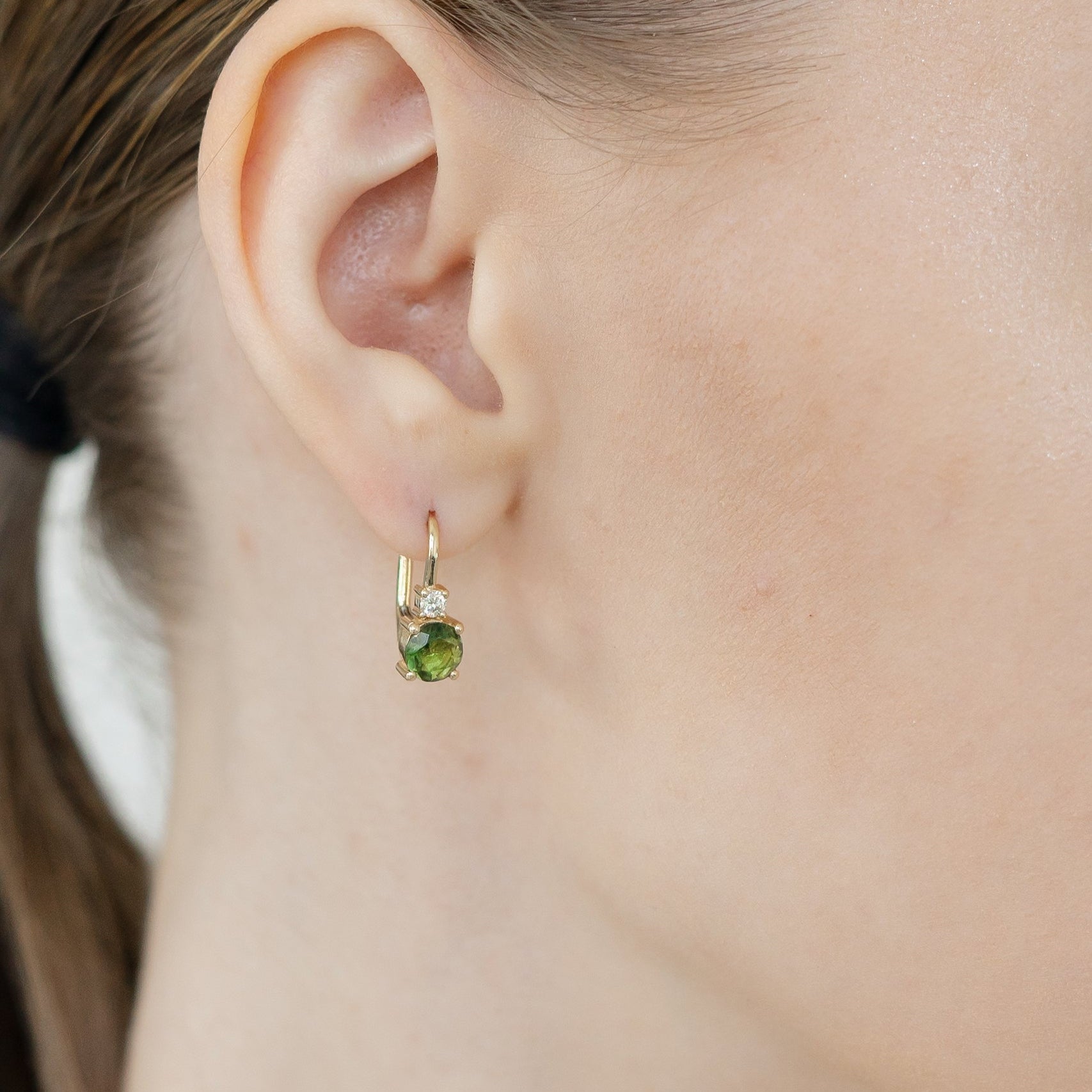 Náušnice s vltavíny a diamanty 14karátové zlato