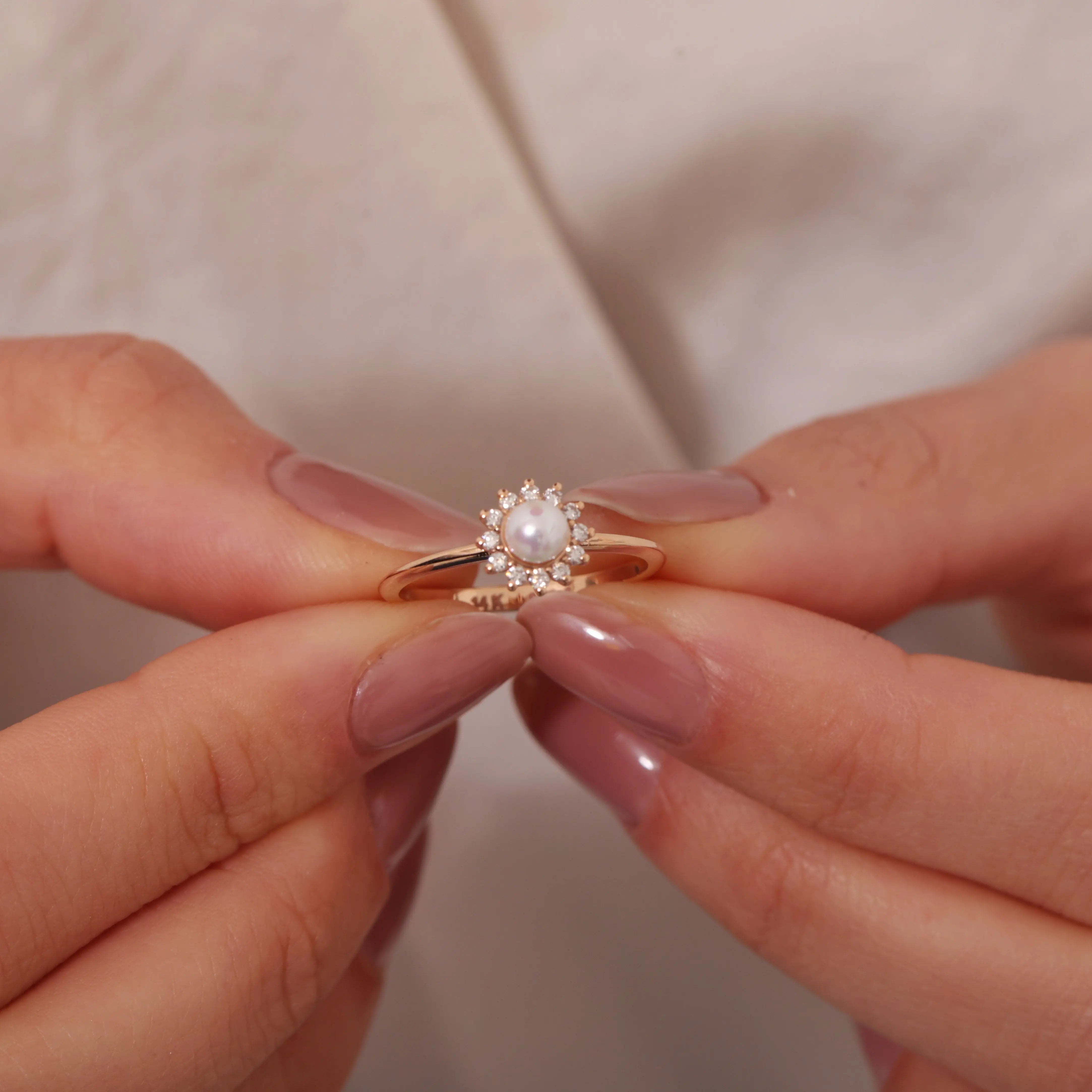 Pearl and Diamond Floral Engagement Ring in 14K Gold Orizzo fine jewelry