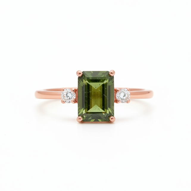 Smaragdschliff Moldavit Verlobungsring mit Diamanten