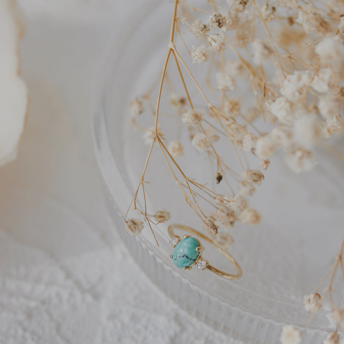 Natural Turquoise Engagement Ring With Diamond Orizzo fine jewelry