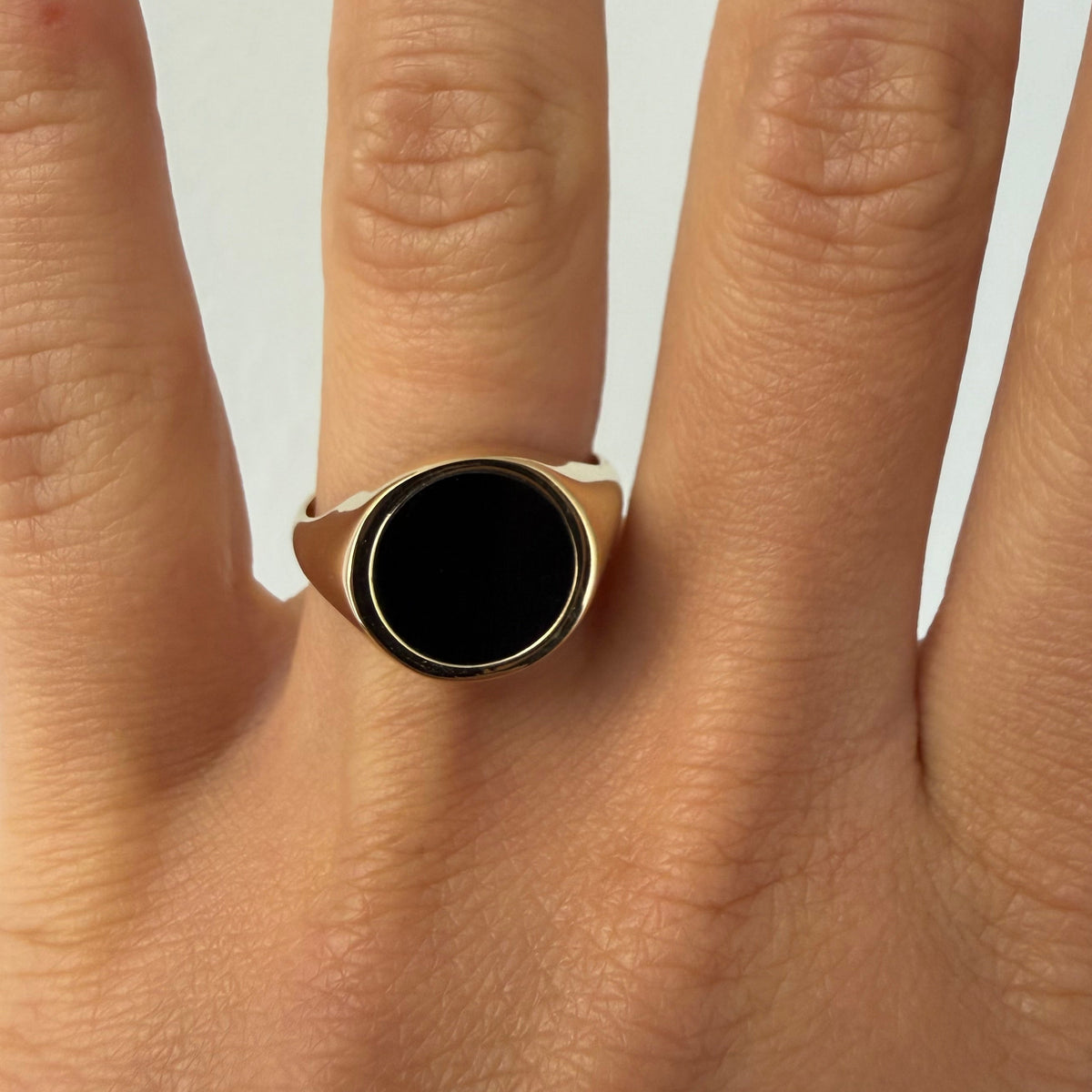 Round Onyx Signet Ring