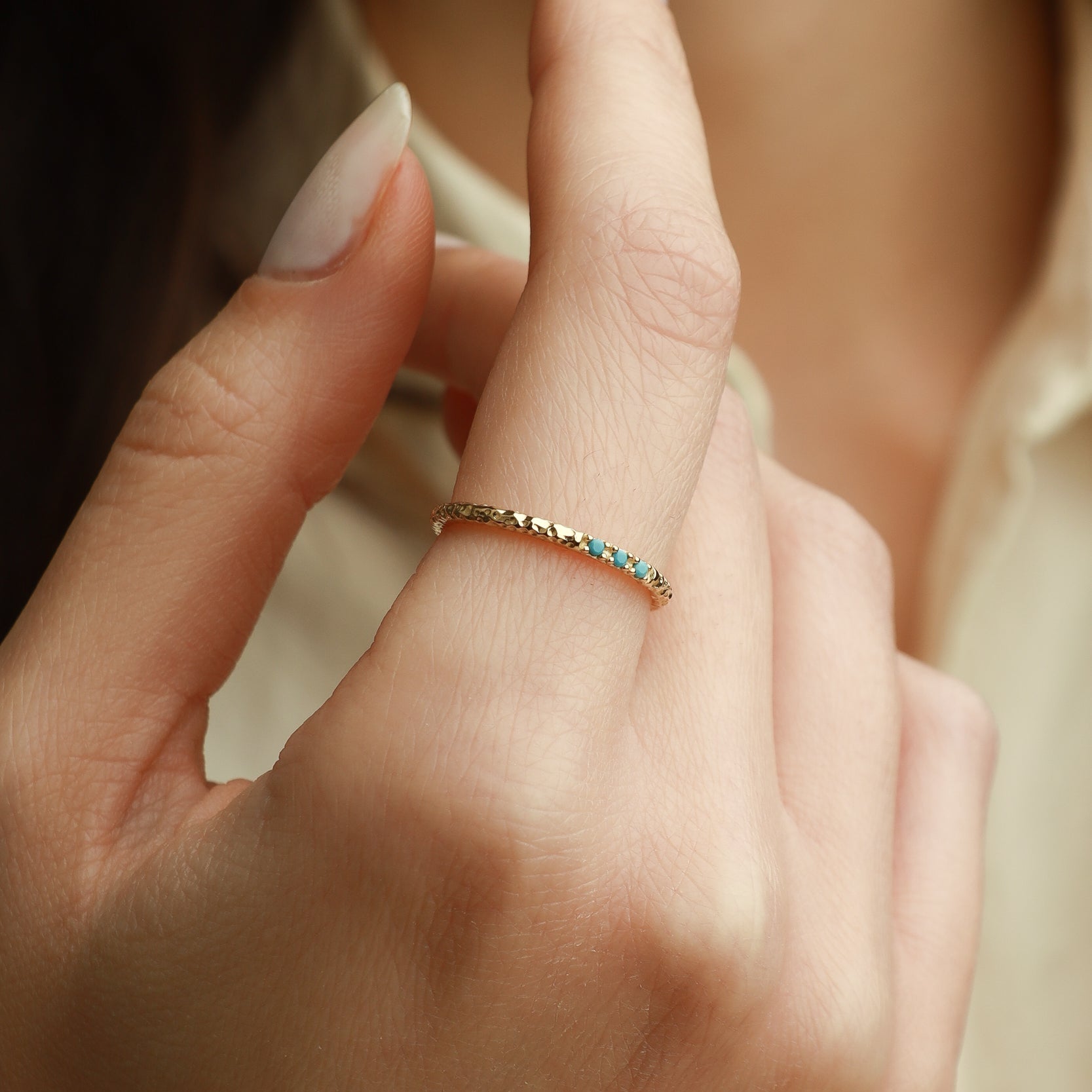 Hammered Gold Ring With Turquoise Stones in 14k Gold