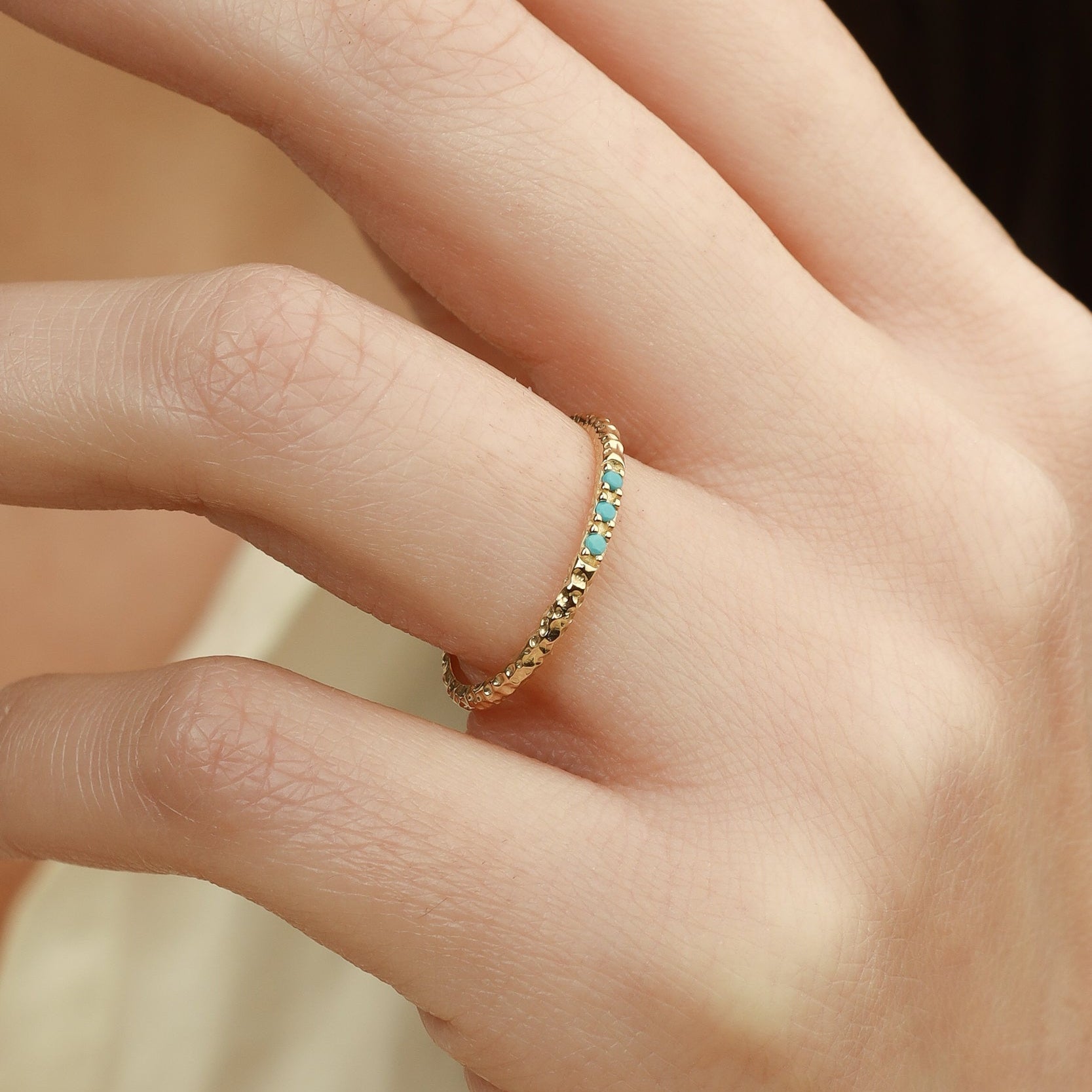 Hammered Gold Ring With Turquoise Stones in 14k Gold