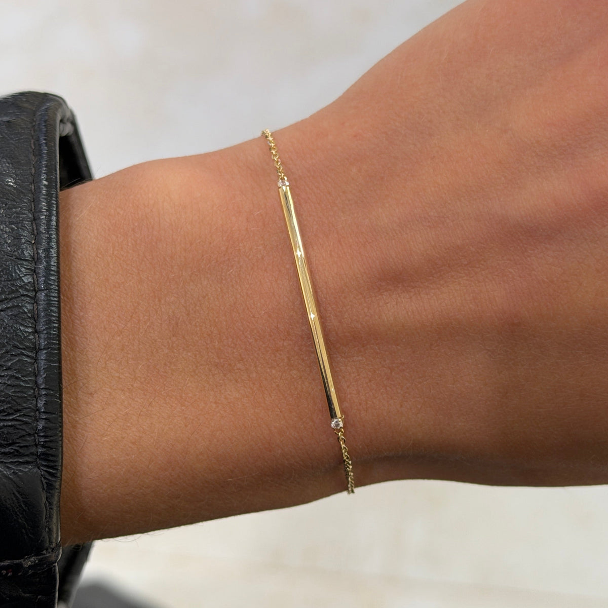 Minimalistisches Armband „Arc“ aus 14 Karat Gold