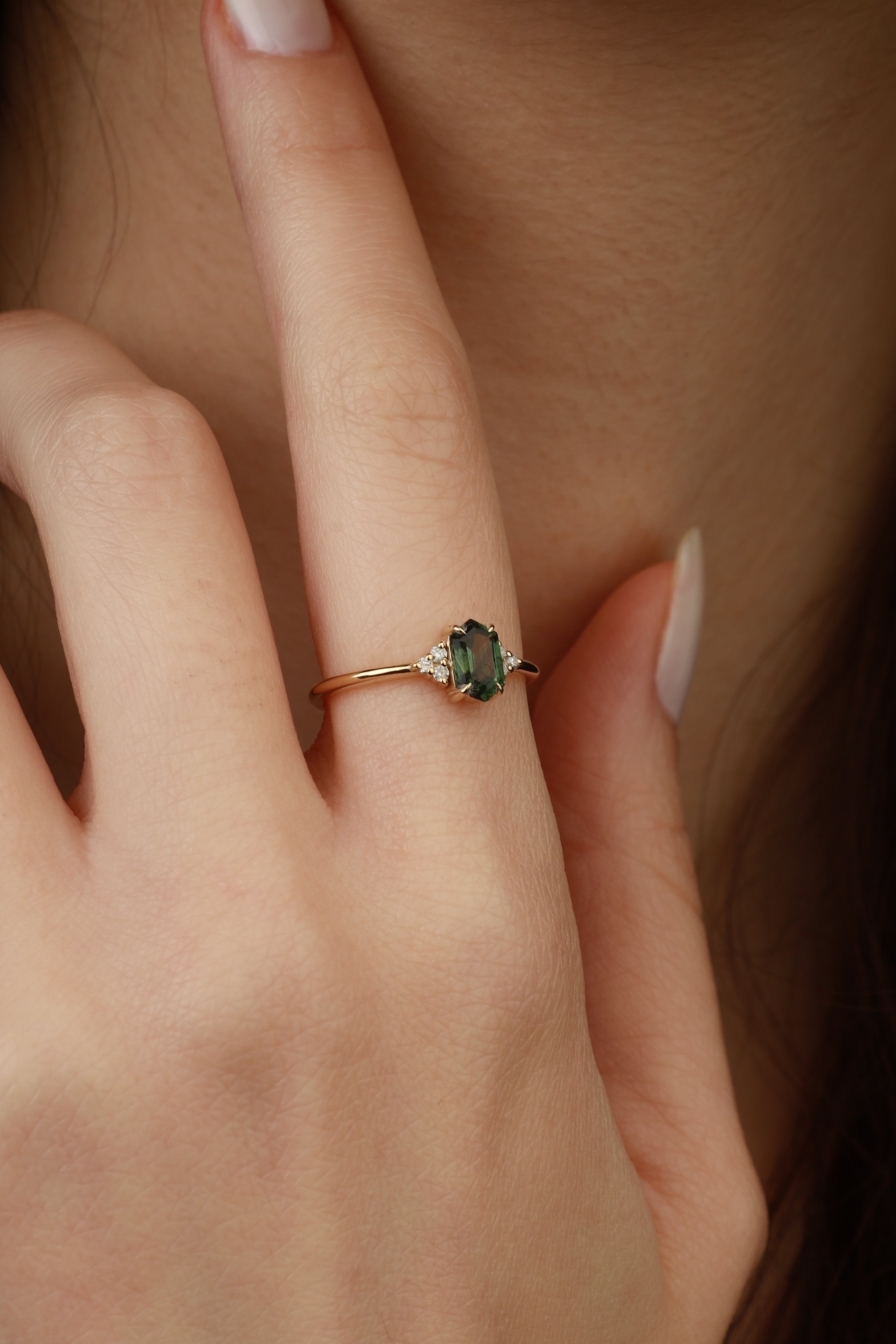 Art Deco Hexagon Green Sapphire Diamond Ring With Diamond Orizzo fine jewelry