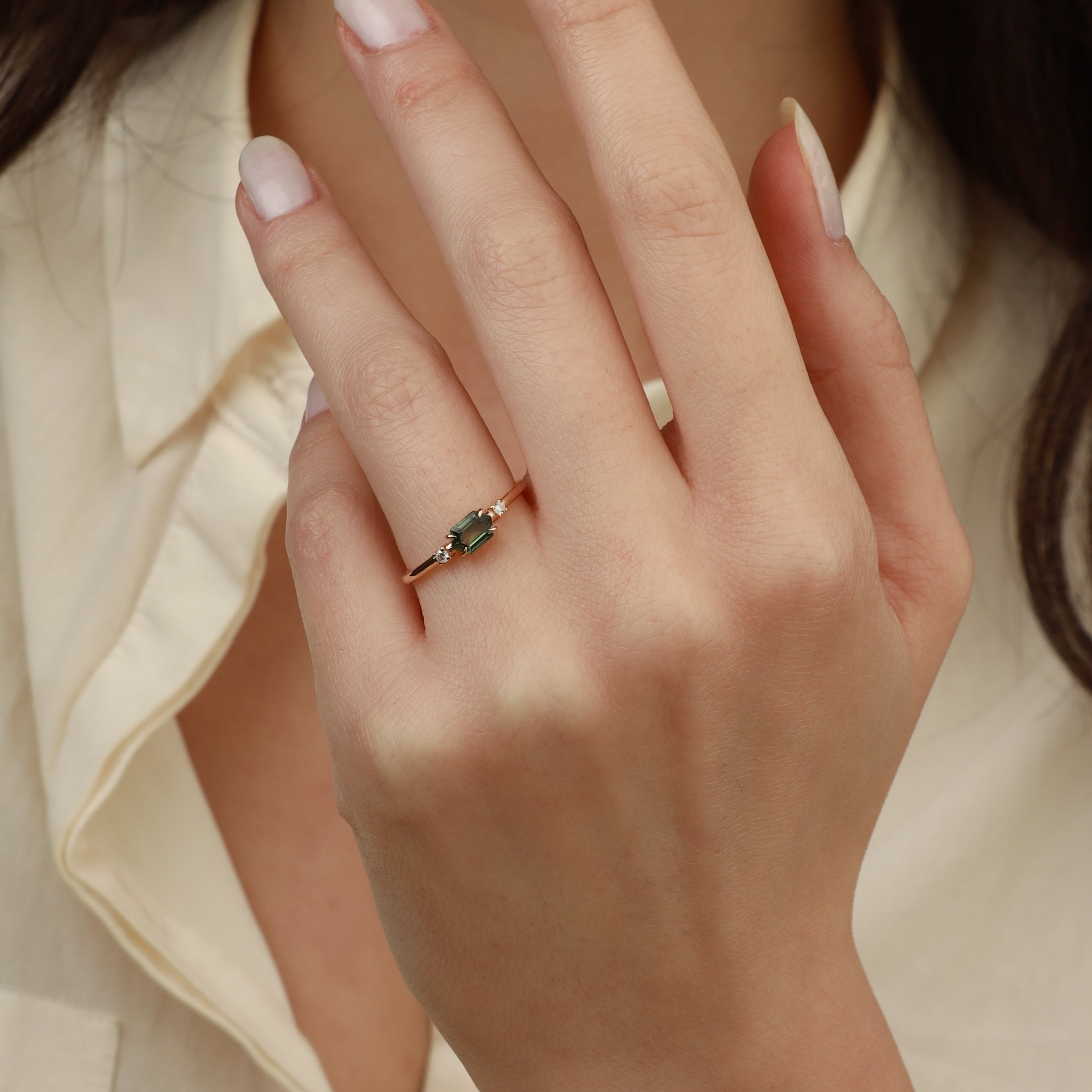 Horizontal Hexagon Green Sapphire Engagement Ring with Diamond Orizzo fine jewelry