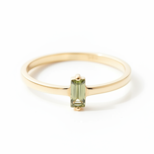 Solitaire prsten s baguette zeleným safírem – Grace ze 14karátového zlato