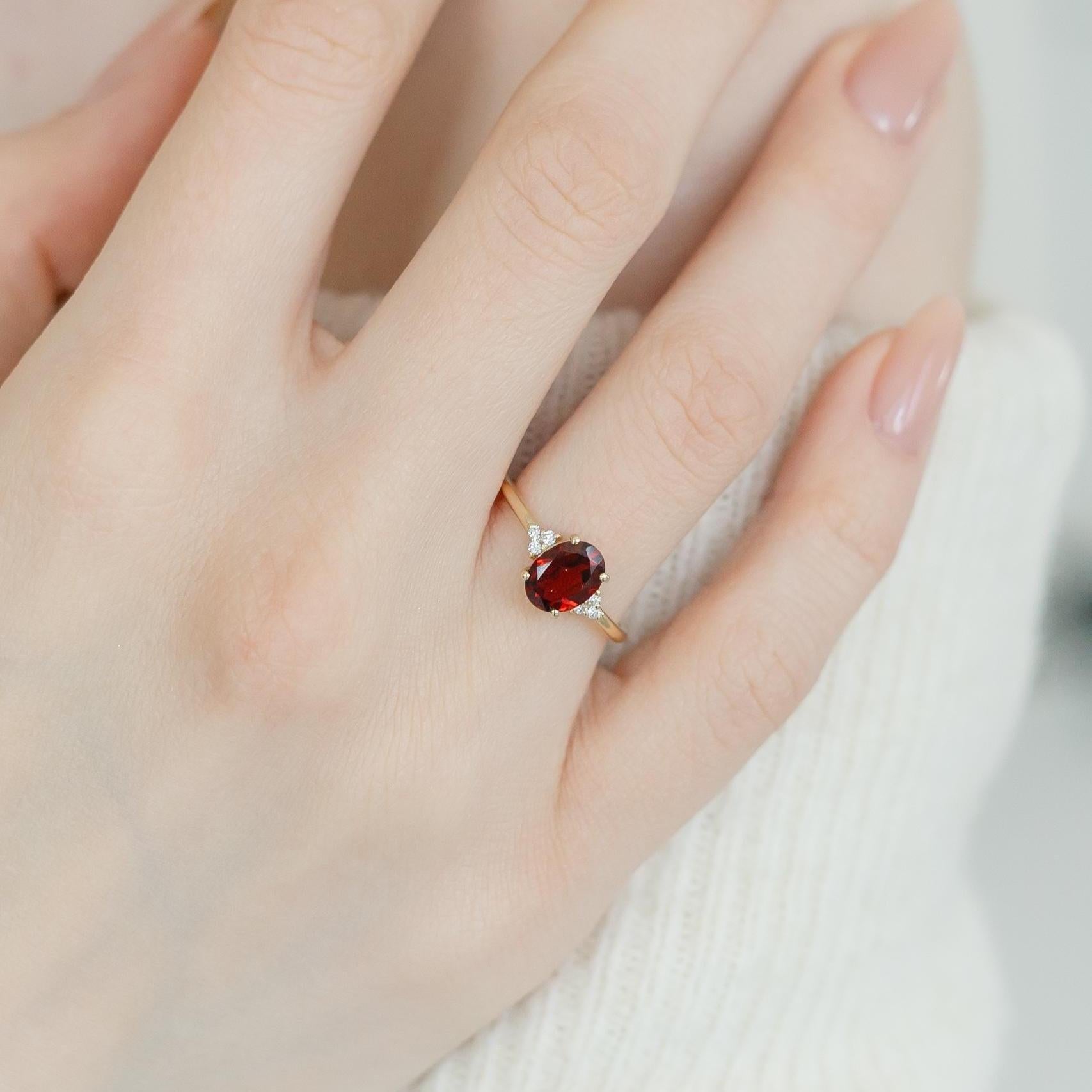 Art Deco Garnet Engagement Ring With Diamond