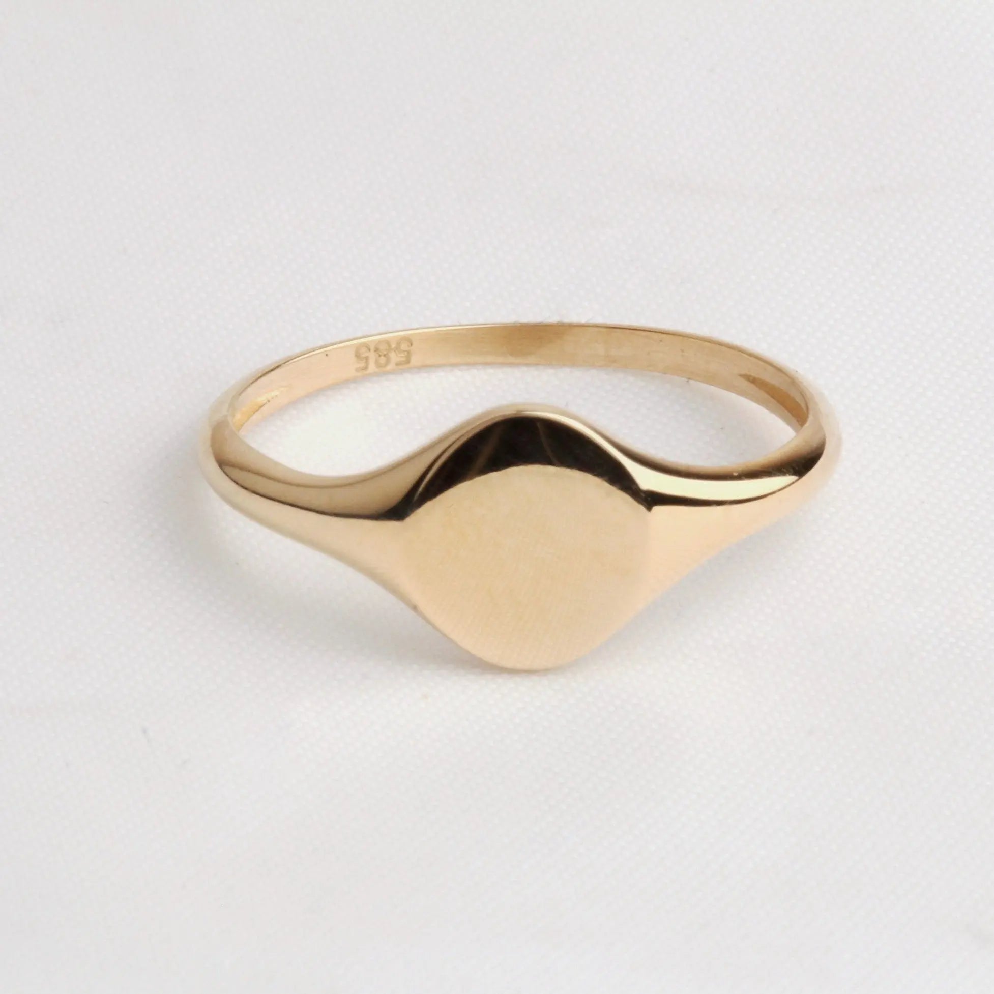 Gold Signet Ring , Solid Gold Ring , Signet Ring , Personalized Ring