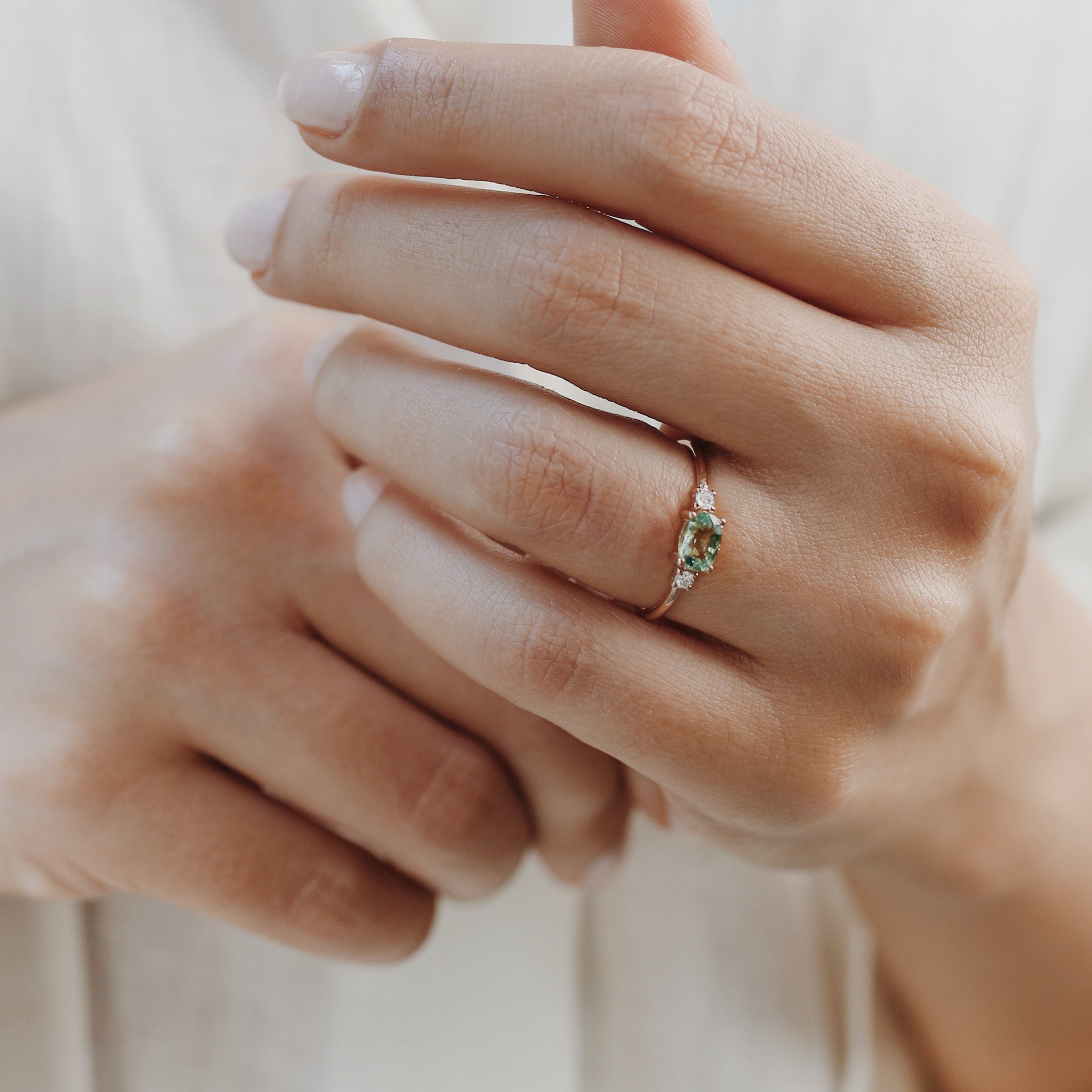 Horizontal Oval Green Sapphire Engagement Ring With Diamond