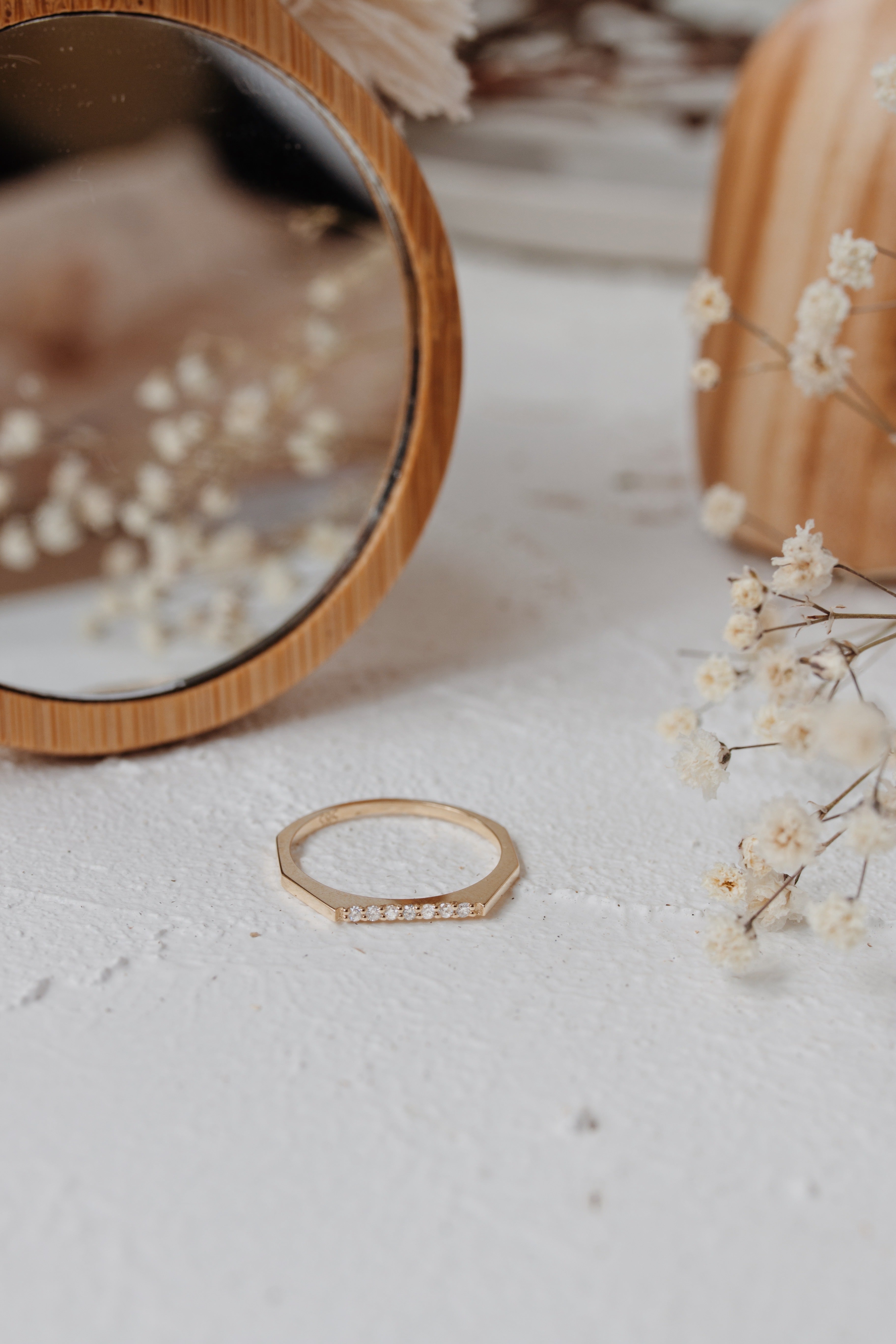 Stackable Hexagon Ring With Diamond Orizzo fine jewelry