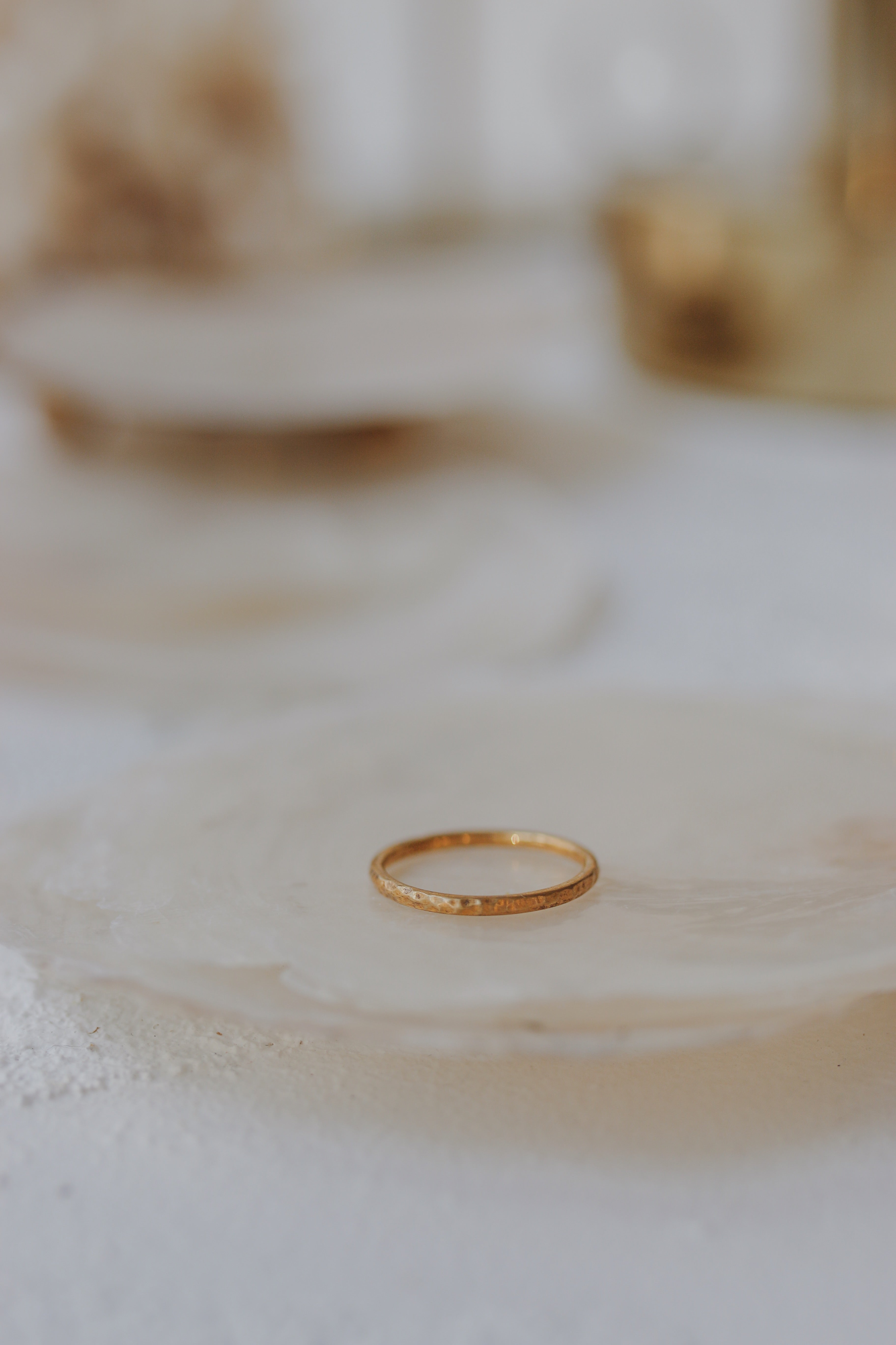 Hammered Gold Wedding Band in 14K Gold Orizzo fine jewelry