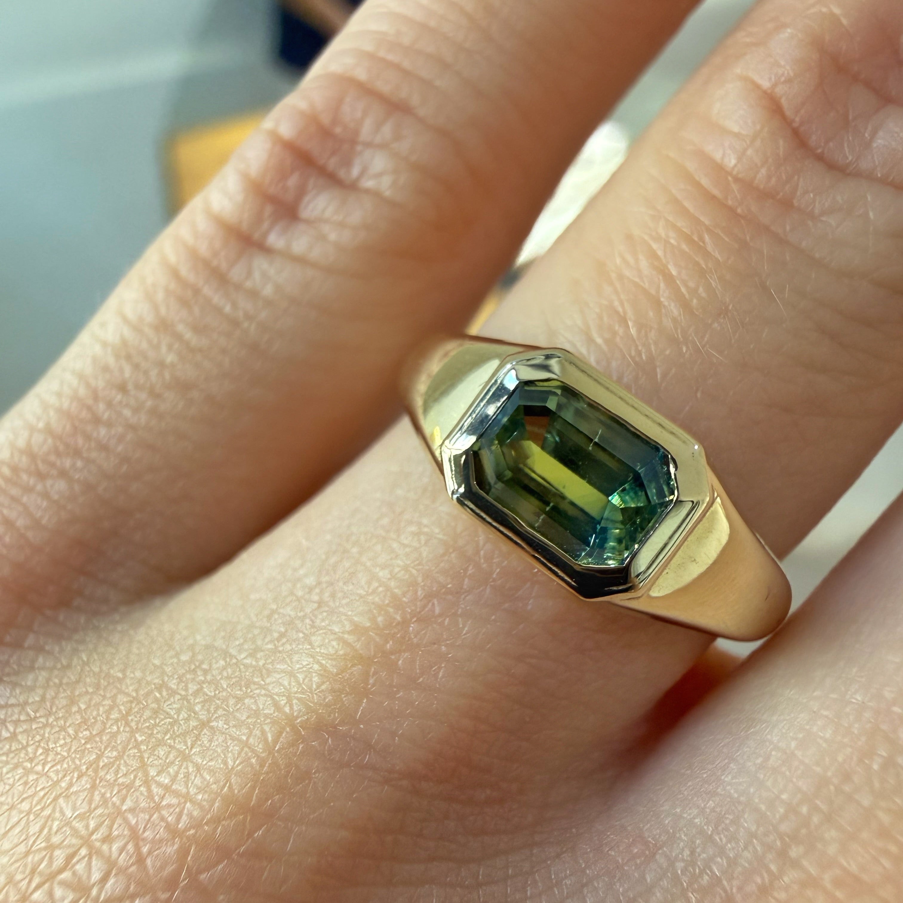 Green Sapphire Signet 14K Gold Ring