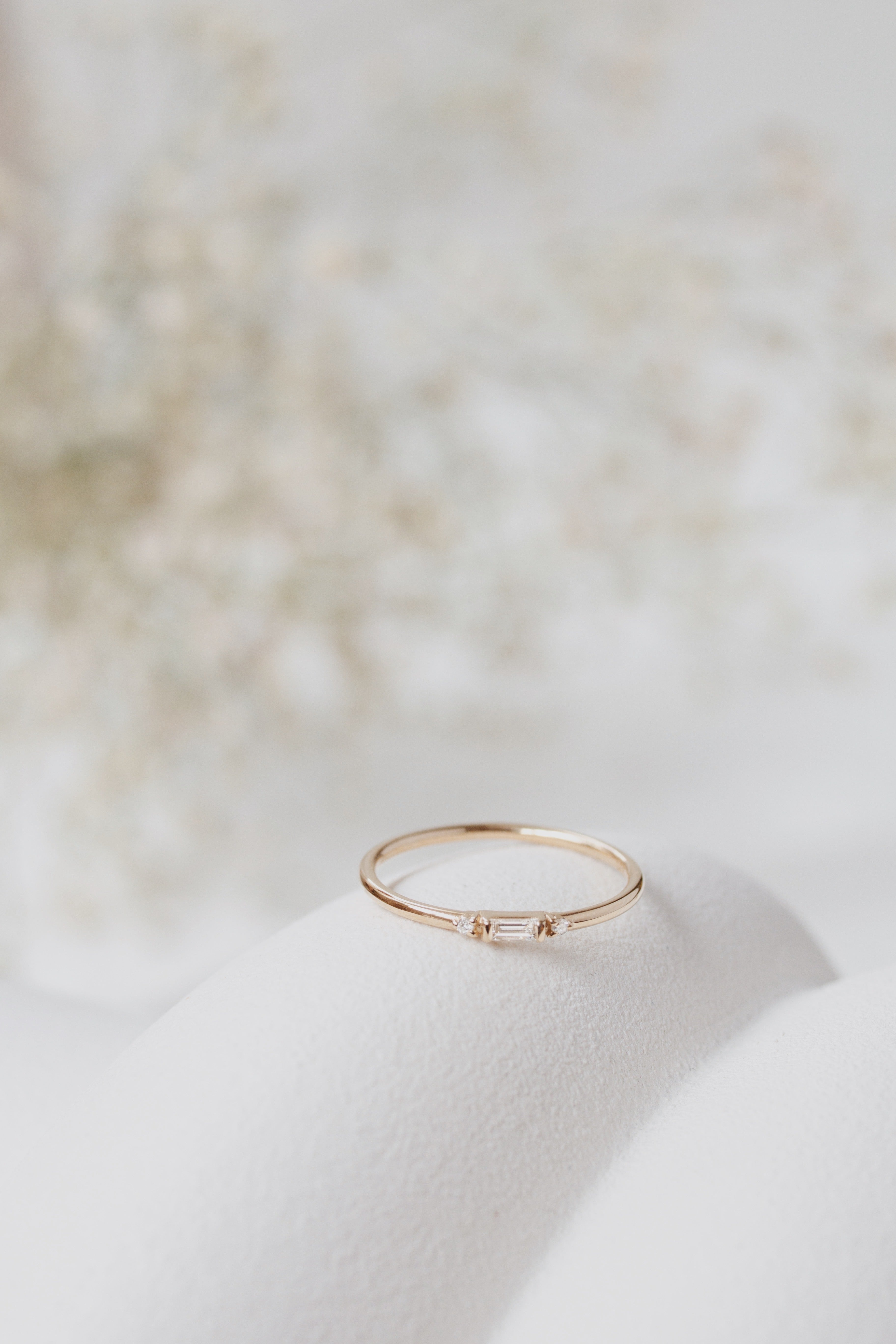 Dainty Art Deco Baguette Diamond Ring Orizzo fine jewelry