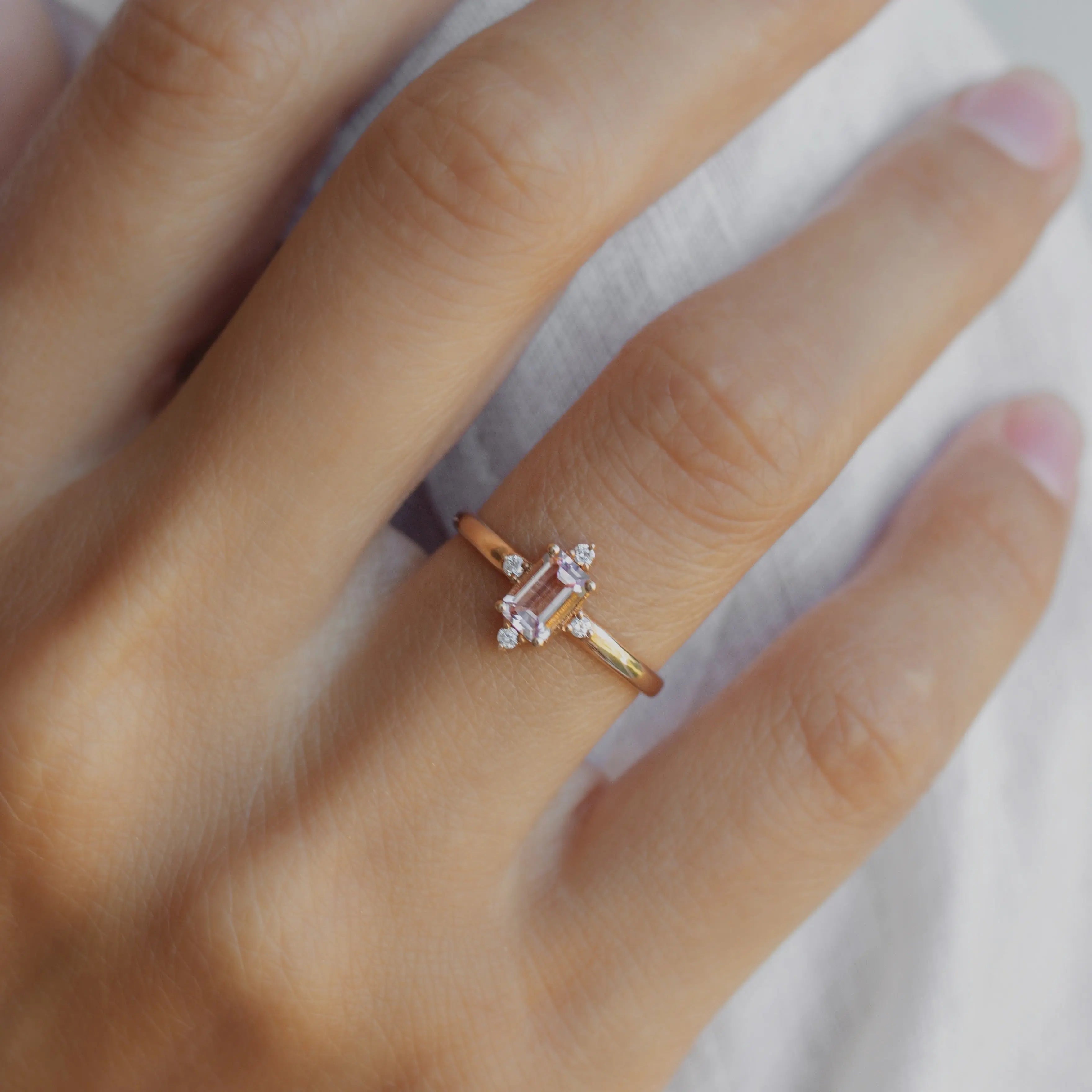 Art Deco Morganite Engagement Ring with Diamonds Orizzo fine jewelry