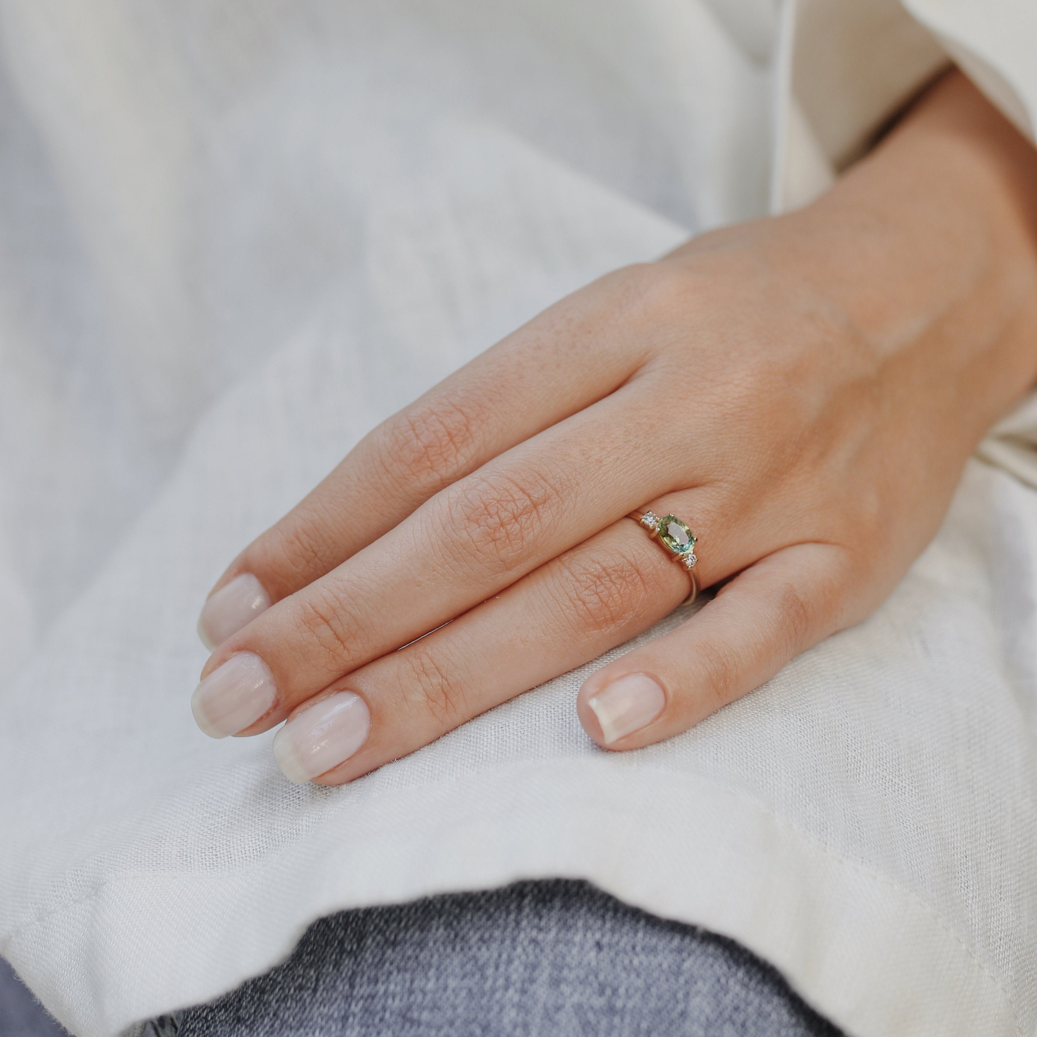 Horizontal Oval Green Sapphire Engagement Ring With Diamond