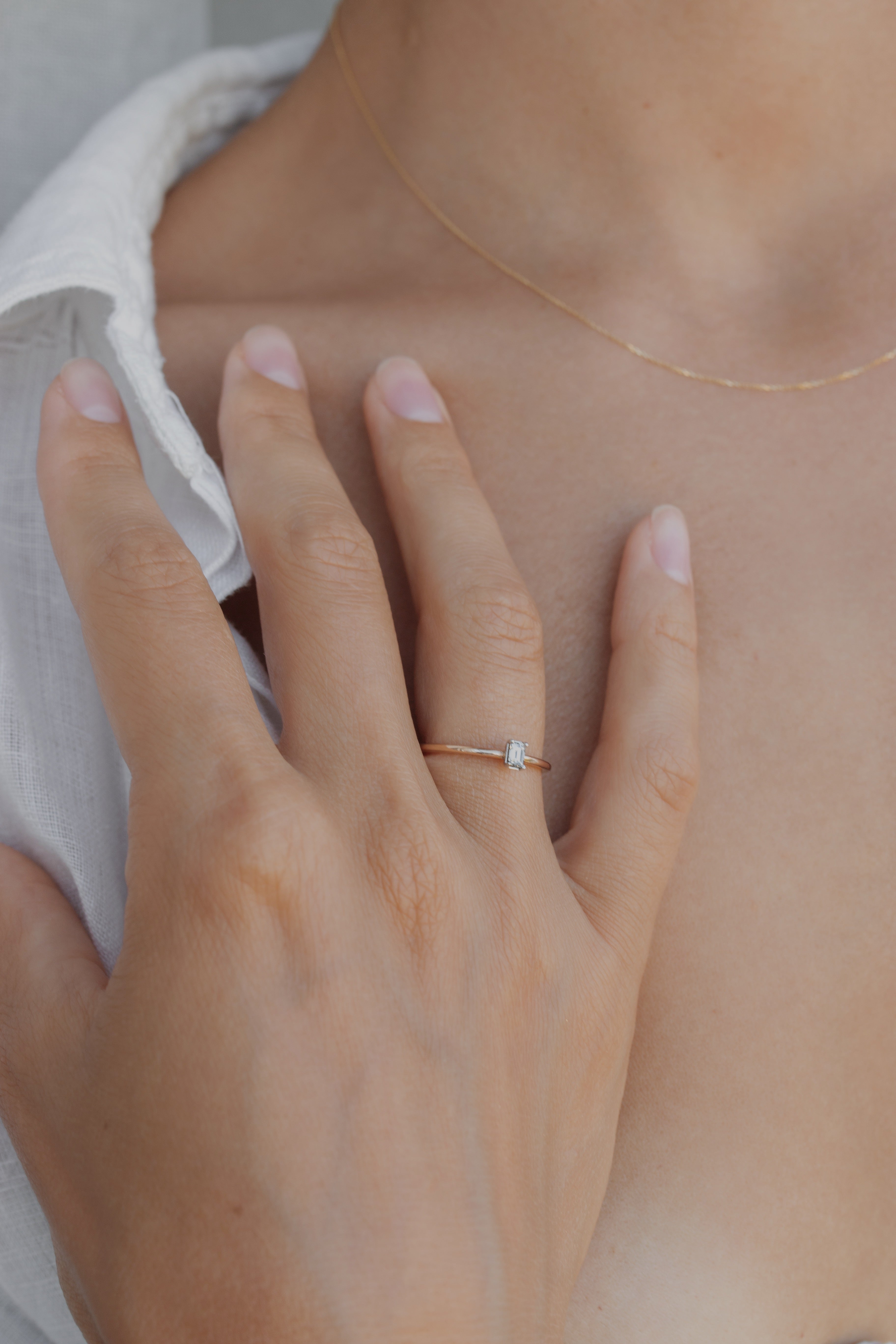 Solitaire Baguette Diamond Ring Orizzo fine jewelry