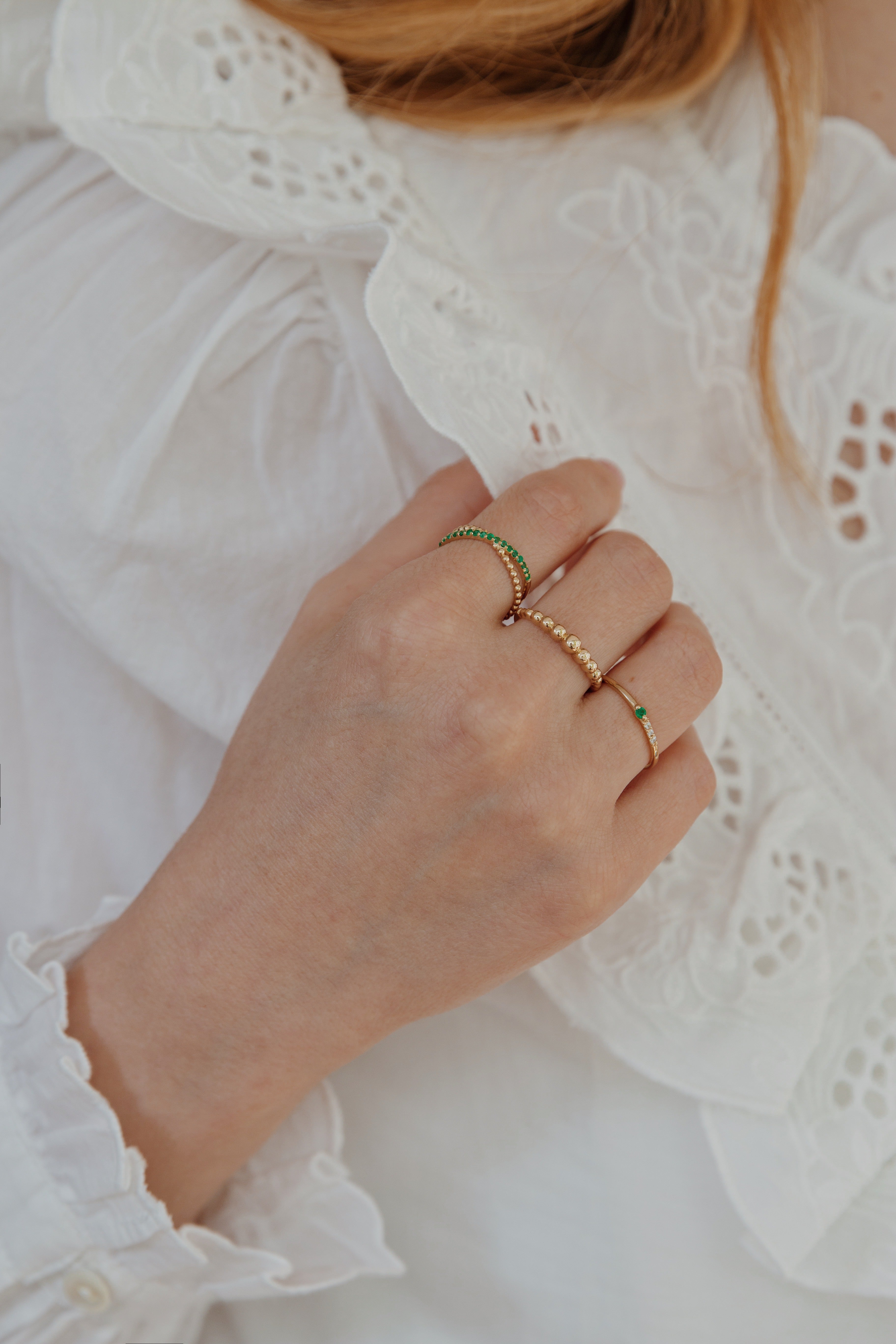Criss Cross Emerald Gold Ring Orizzo fine jewelry