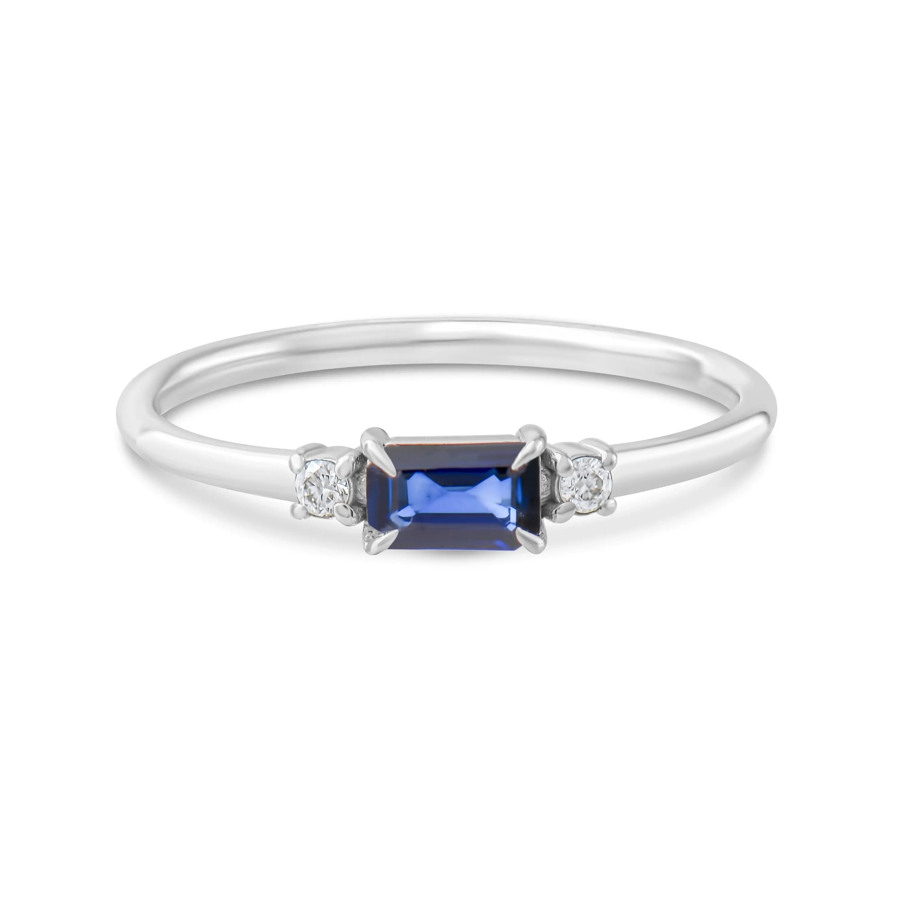 Emerald Cut Sapphire Engagament Ring Orizzo fine jewelry