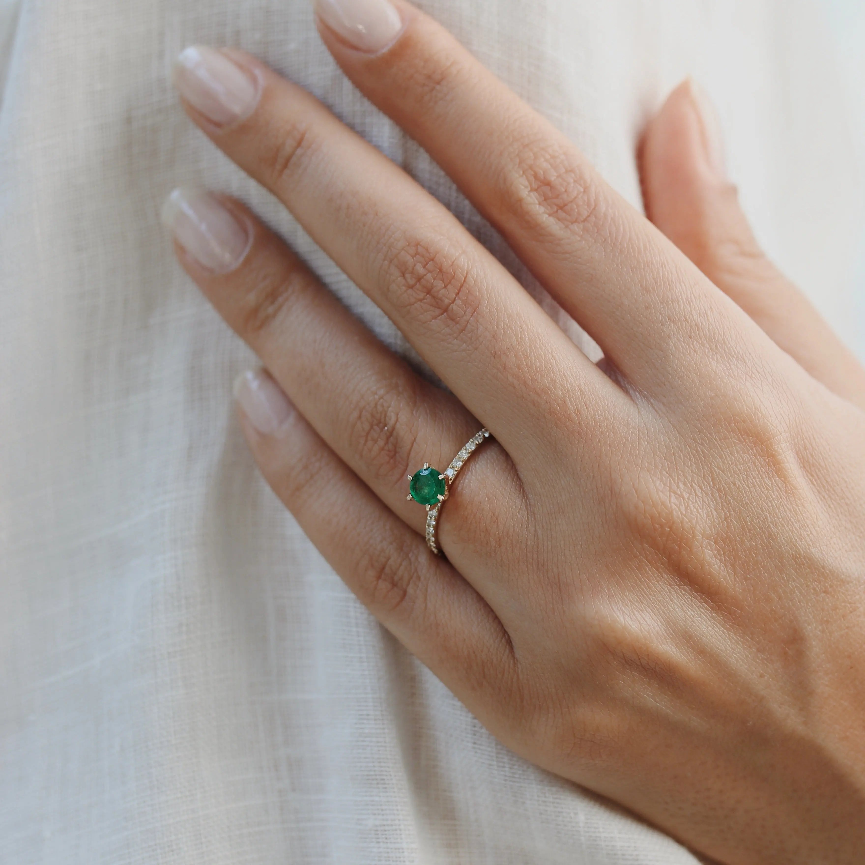 Emerald Halo Engagement Ring With Diamond Orizzo fine jewelry