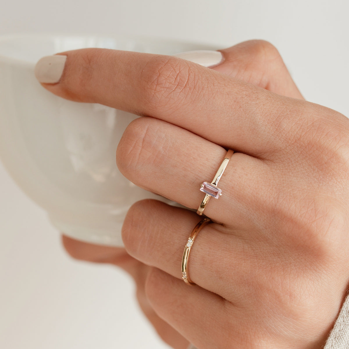 Solitaire Baguette Cut Pink Sapphire Ring Orizzo fine jewelry