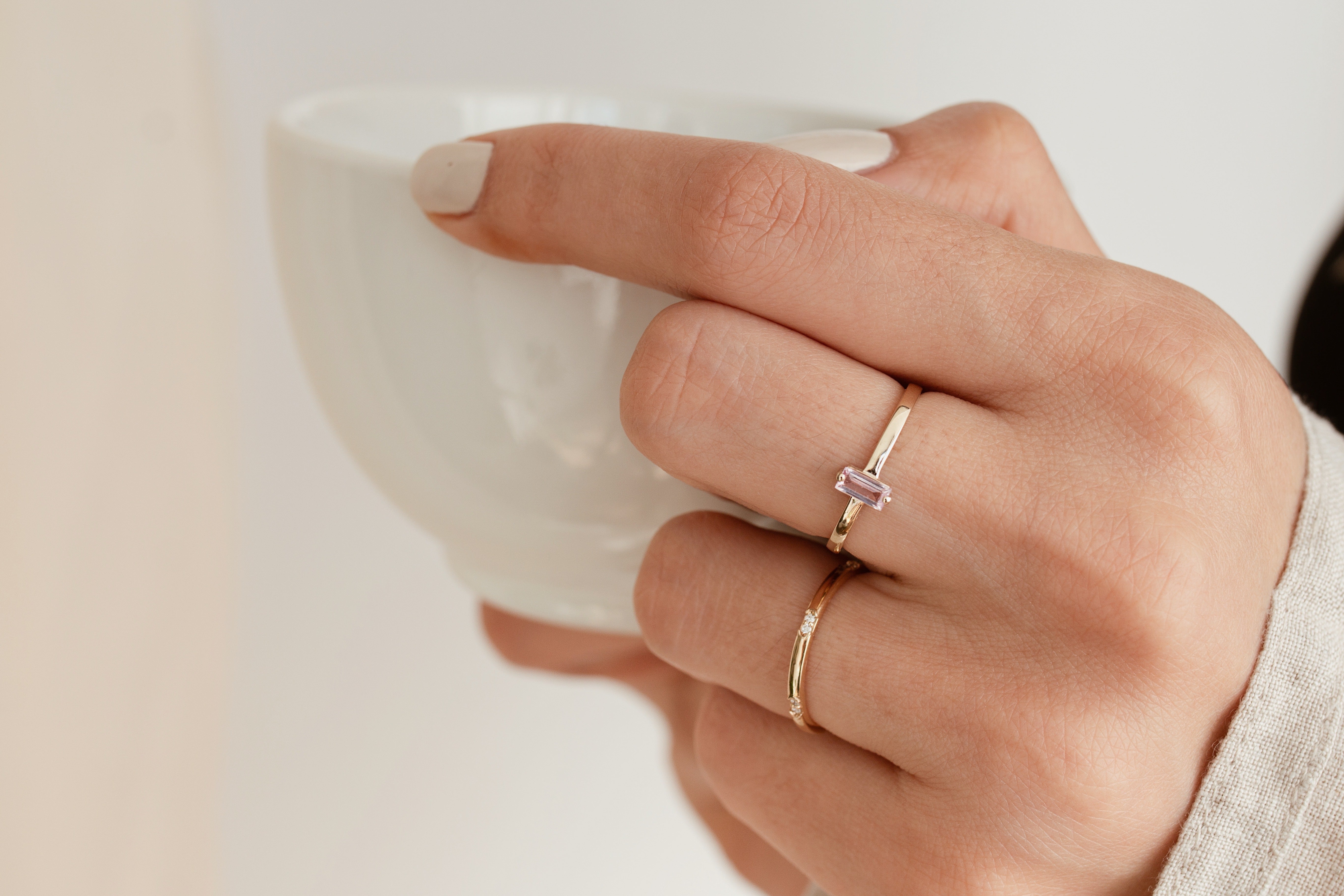 Solitaire Baguette Cut Pink Sapphire Ring Orizzo fine jewelry