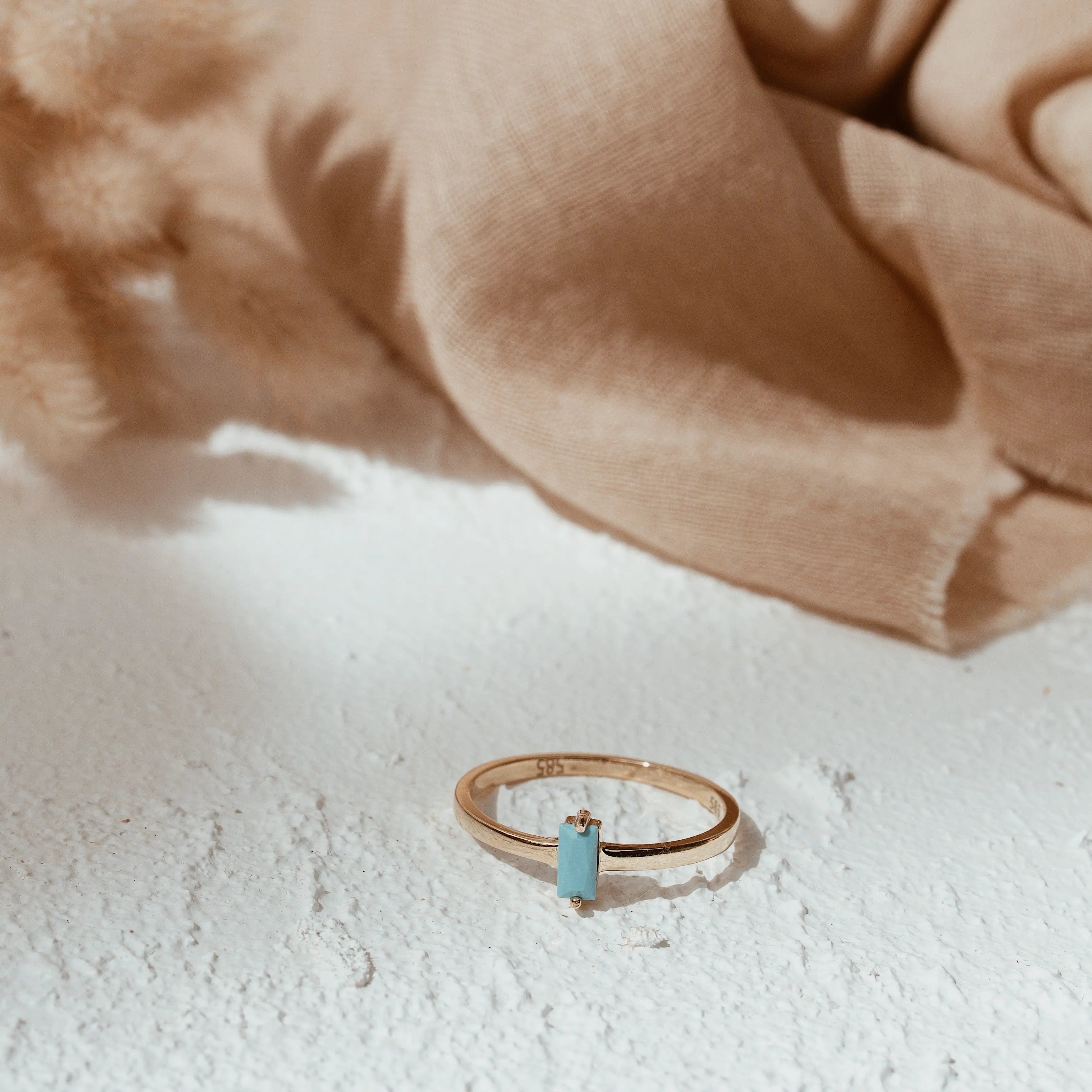 Solitaire Baguette Turquoise Ring Orizzo fine jewelry