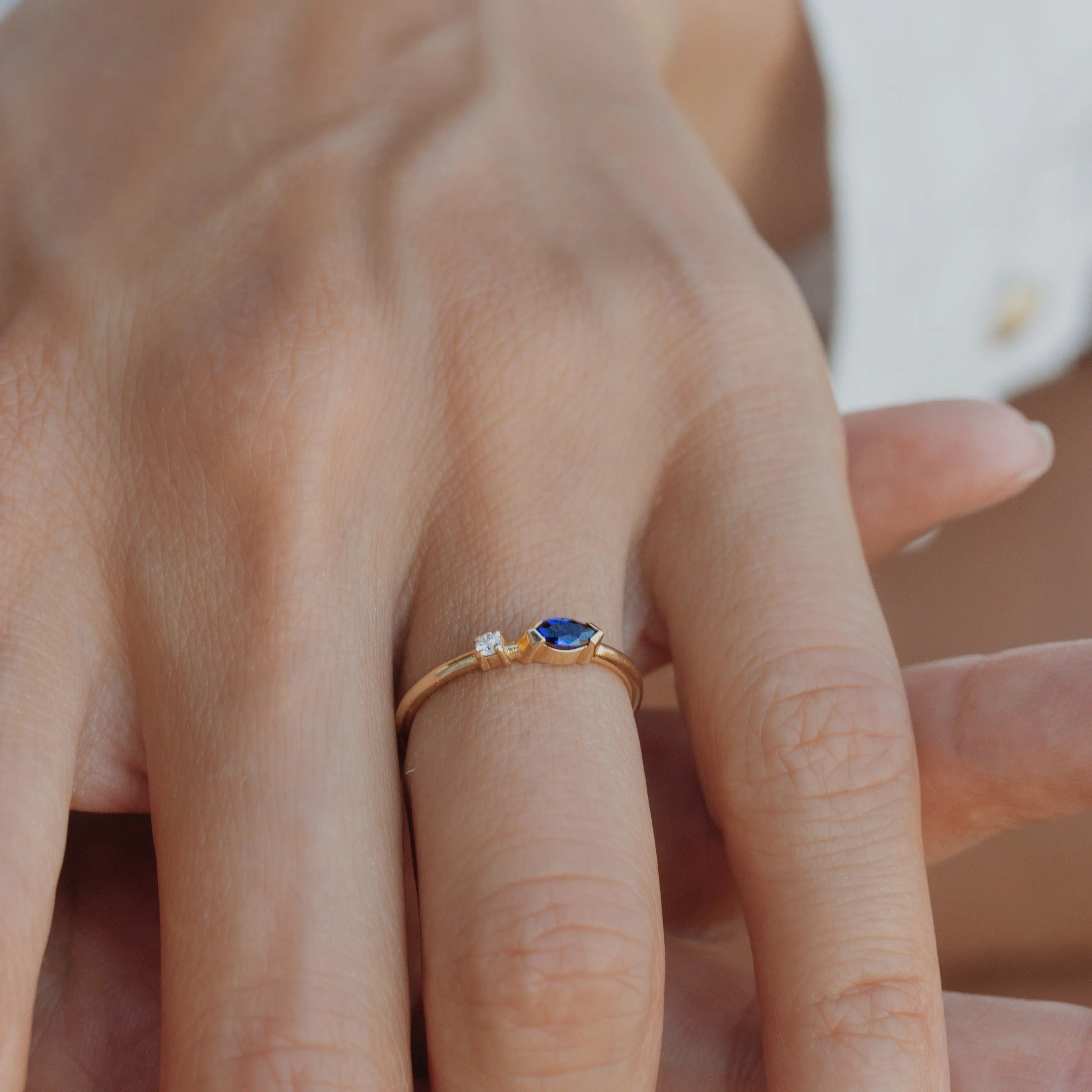 Sapphire and Diamond Double Stone Ring Orizzo fine jewelry