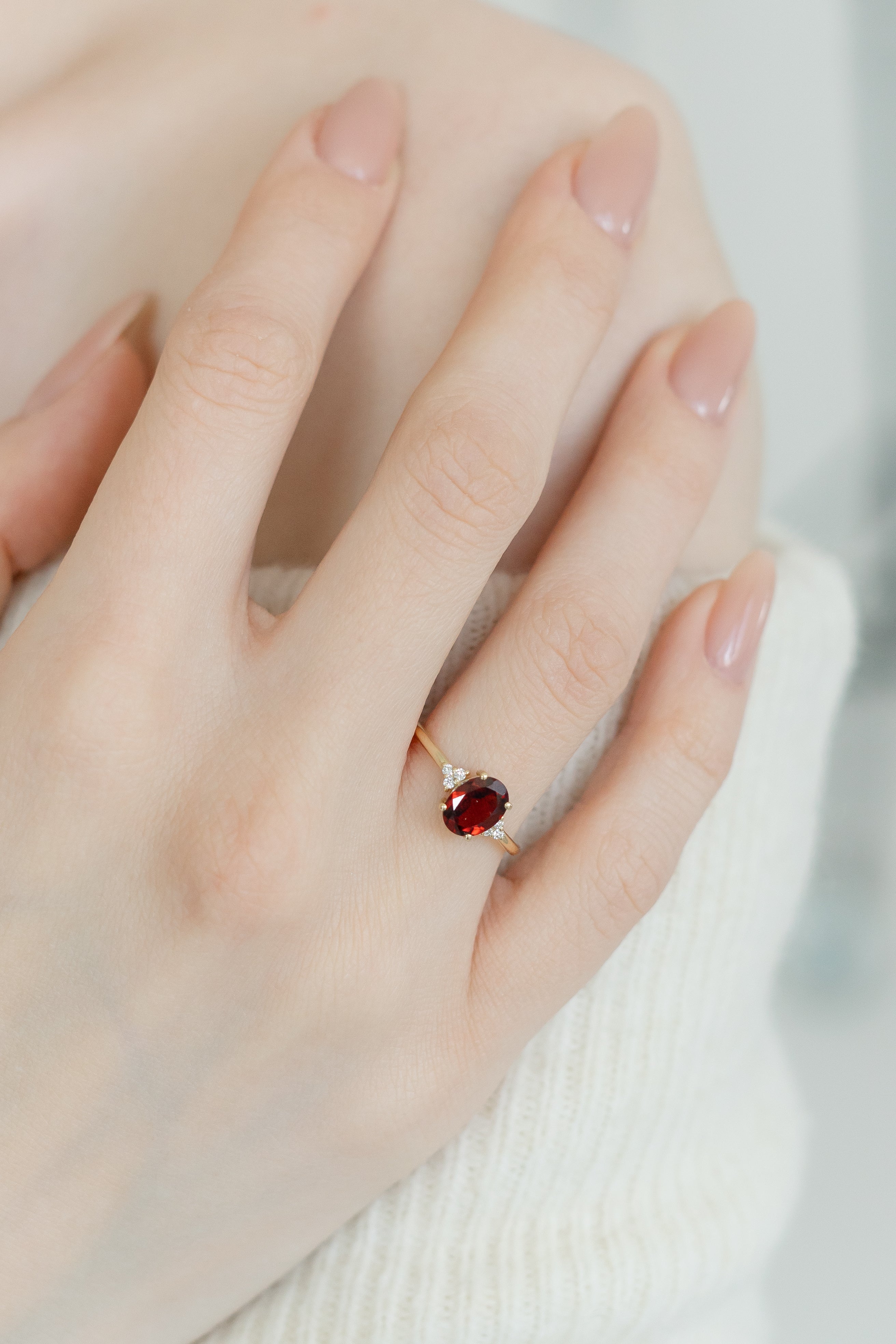 Garnet Engagement Ring With Diamond – Solenne