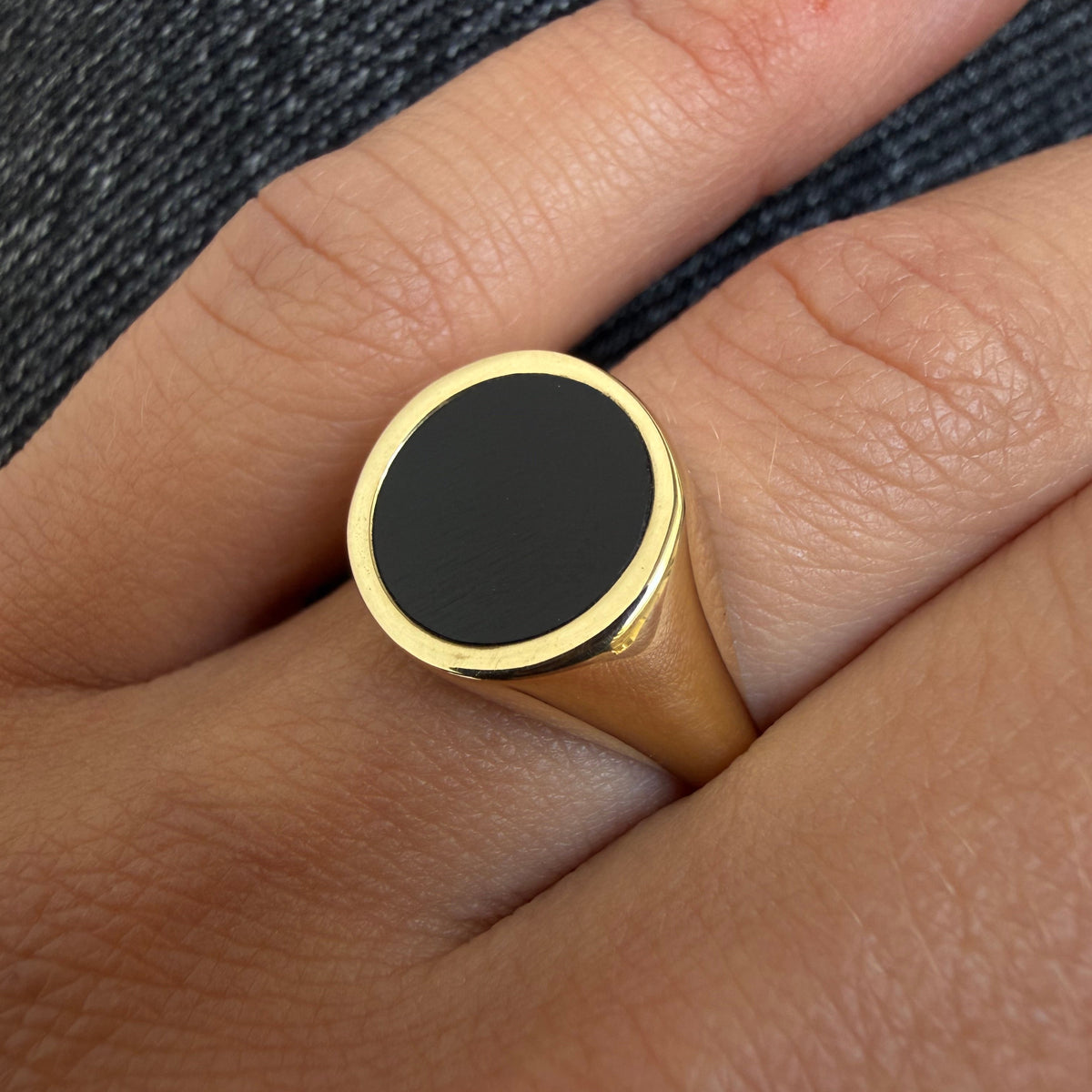 Round Onyx Signet Ring